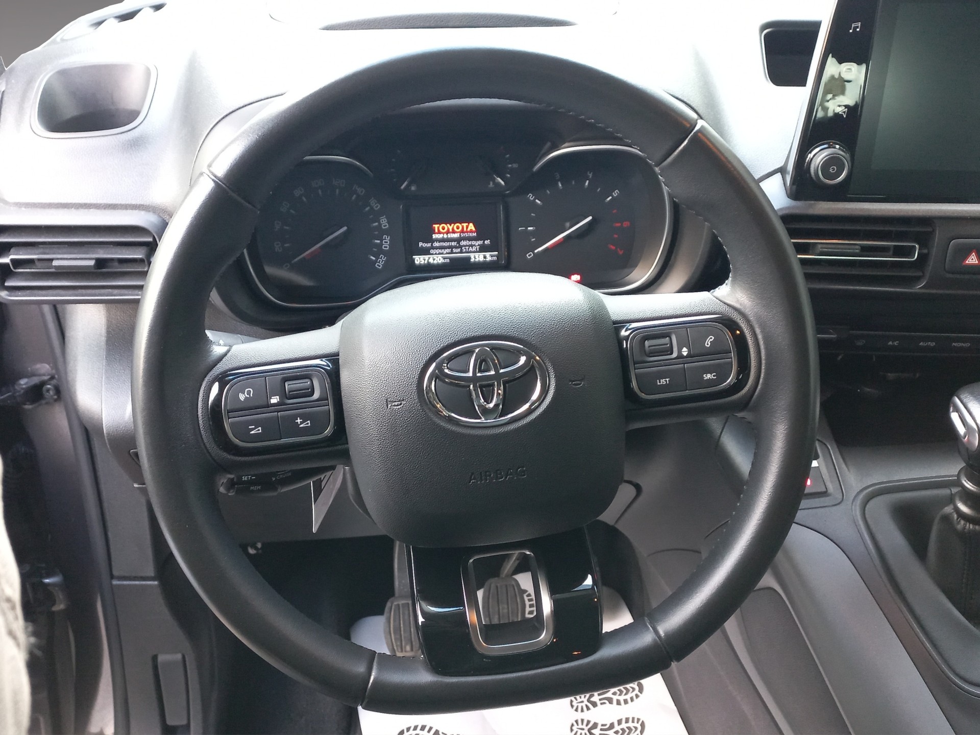 TOYOTA Proace City Verso 1.5 Trend Long-image-7