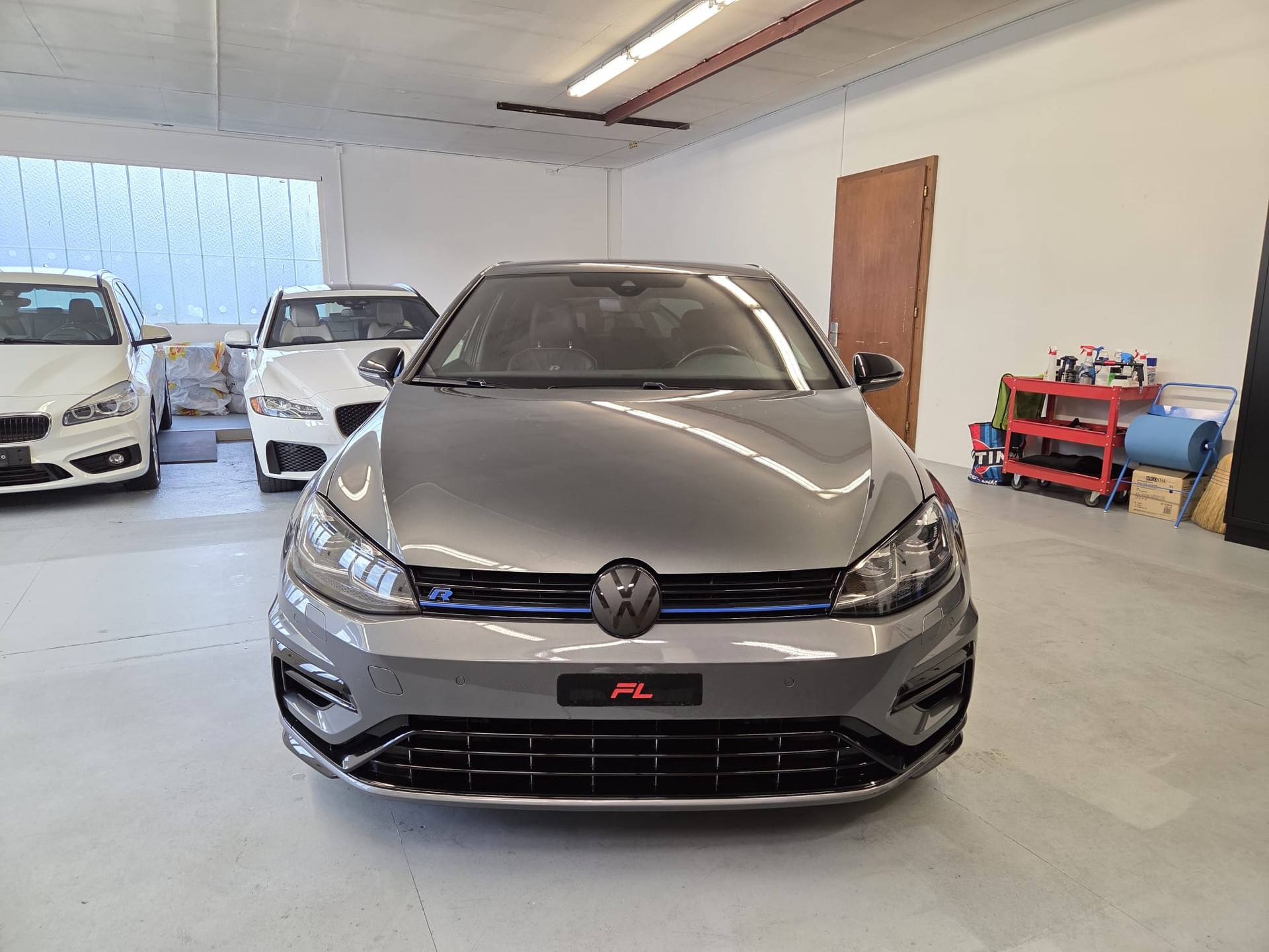 VW Golf 2.0 TSI R 4Motion DSG-image-7