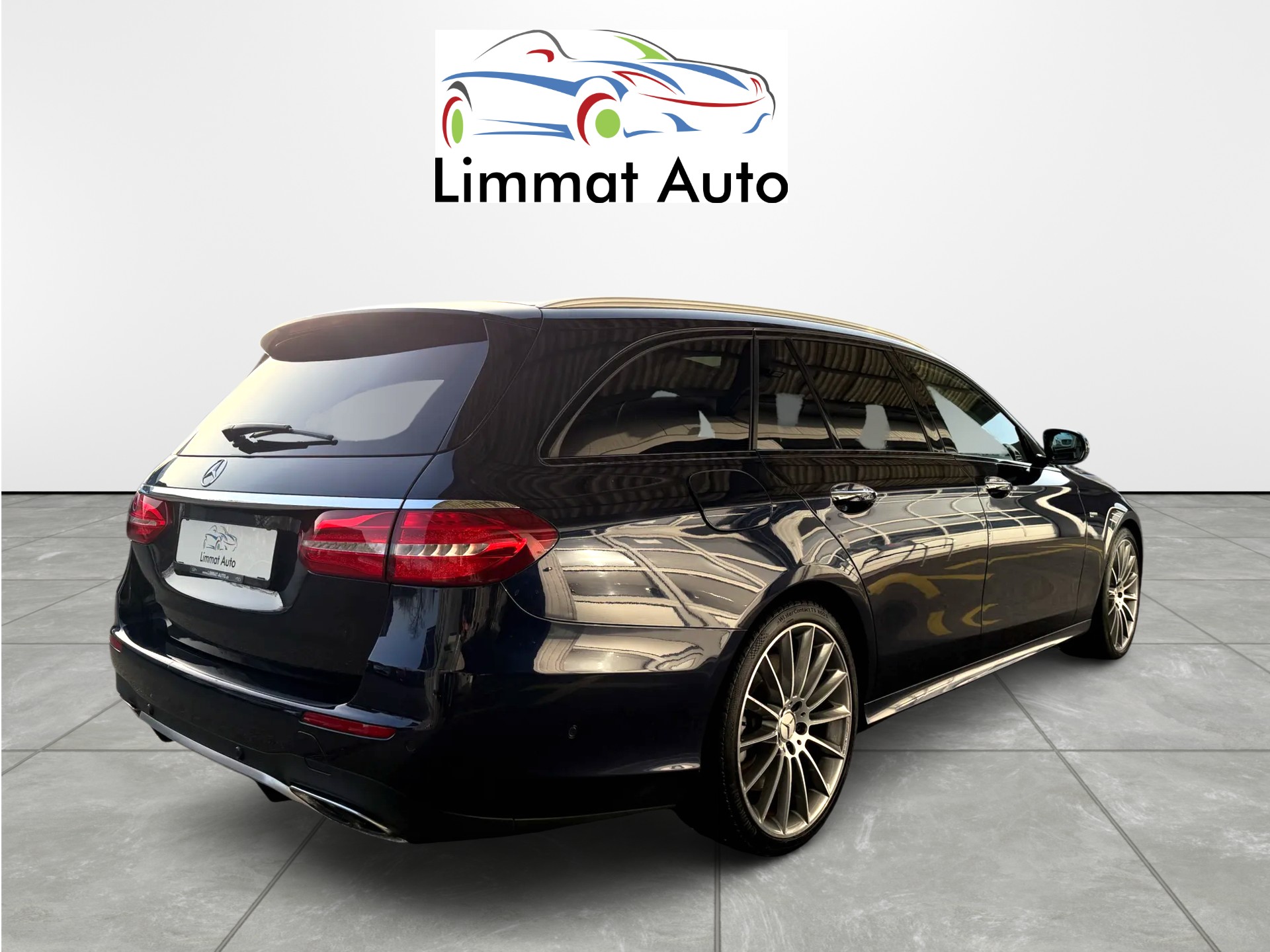 MERCEDES-BENZ E 43 AMG 4 Matic 9G-Tronic-image-5