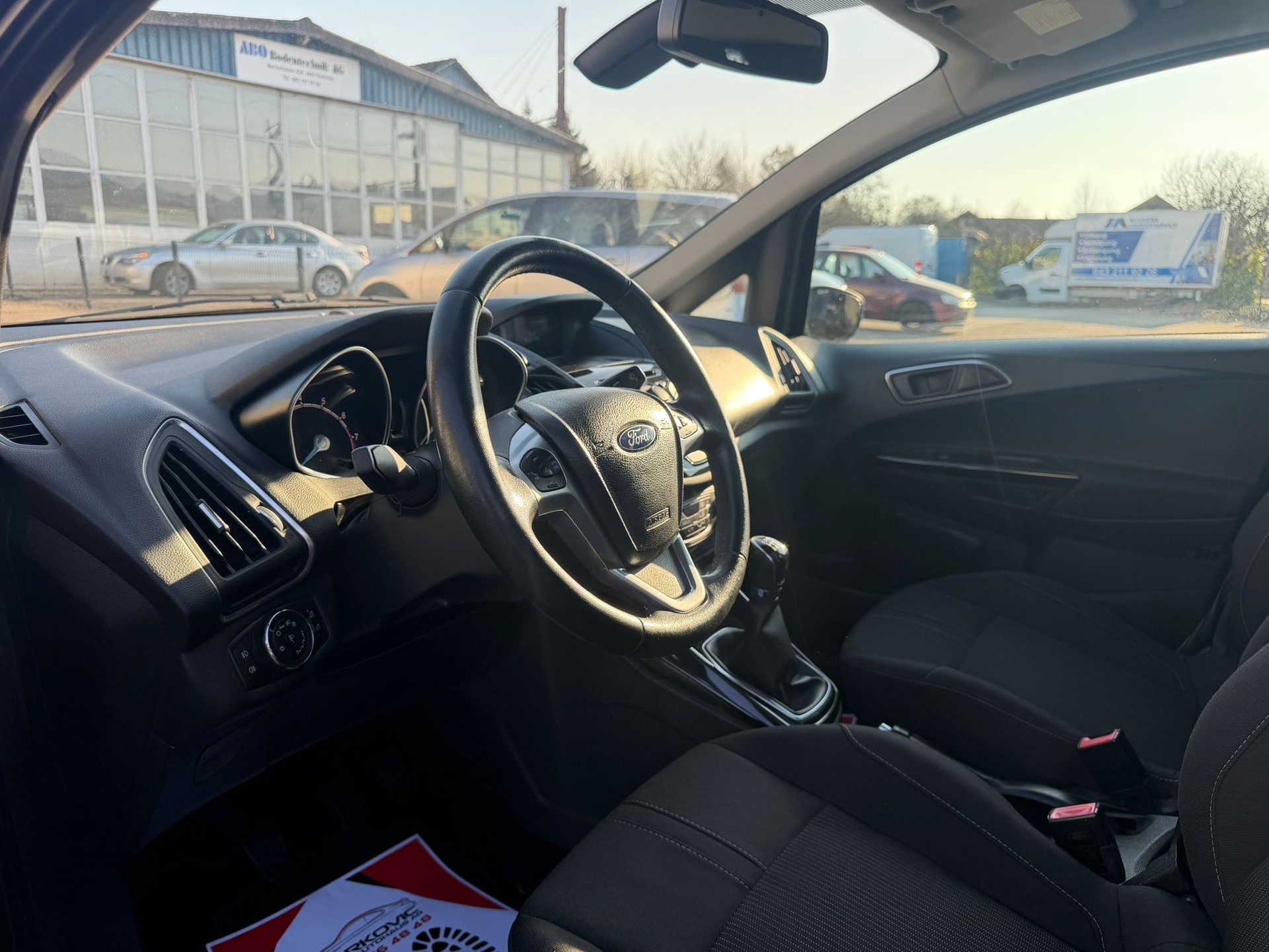 FORD B-Max 1.0 SCTi Titanium-image-7