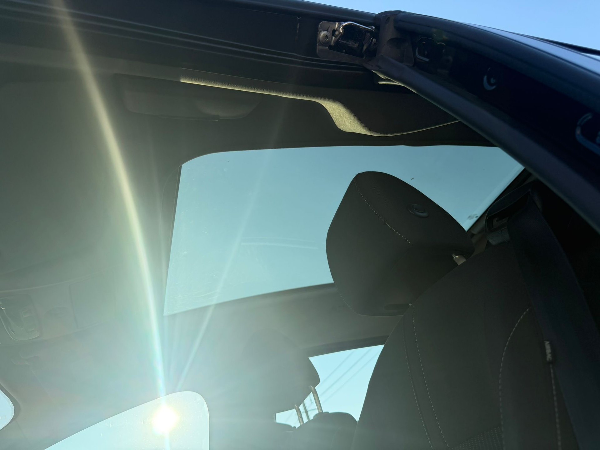 FORD B-Max 1.0 SCTi Titanium-image-10
