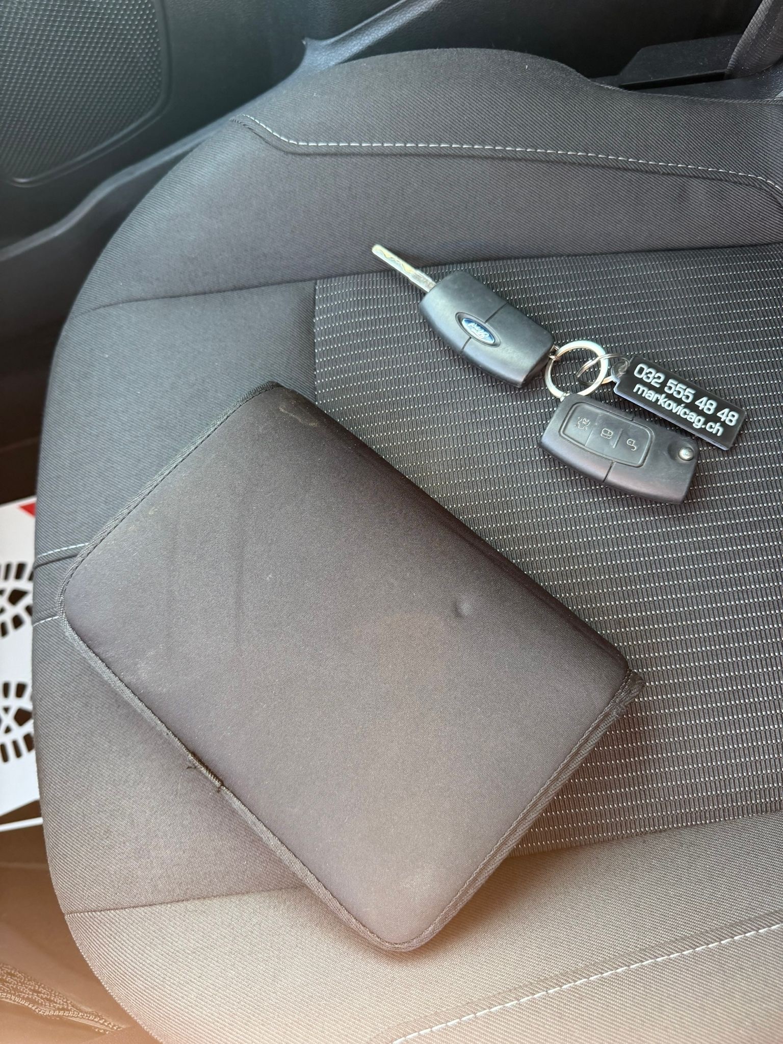 FORD B-Max 1.0 SCTi Titanium-image-11