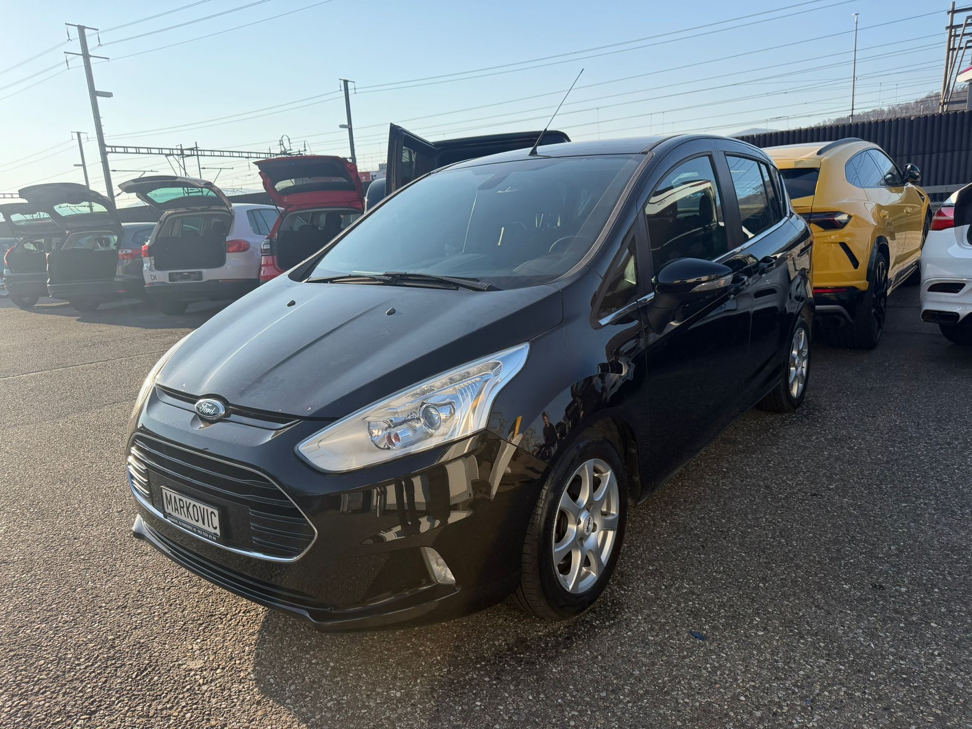 FORD B-Max 1.0 SCTi Titanium-image-2