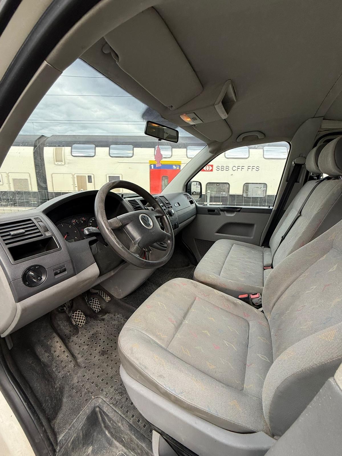 VW T5 1.9 TDI PD-image-7