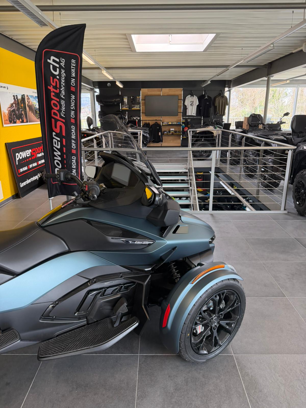 CAN-AM Spyder RT LTD-image-7