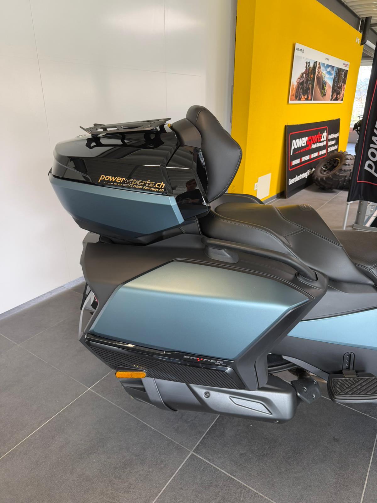 CAN-AM Spyder RT LTD-image-6