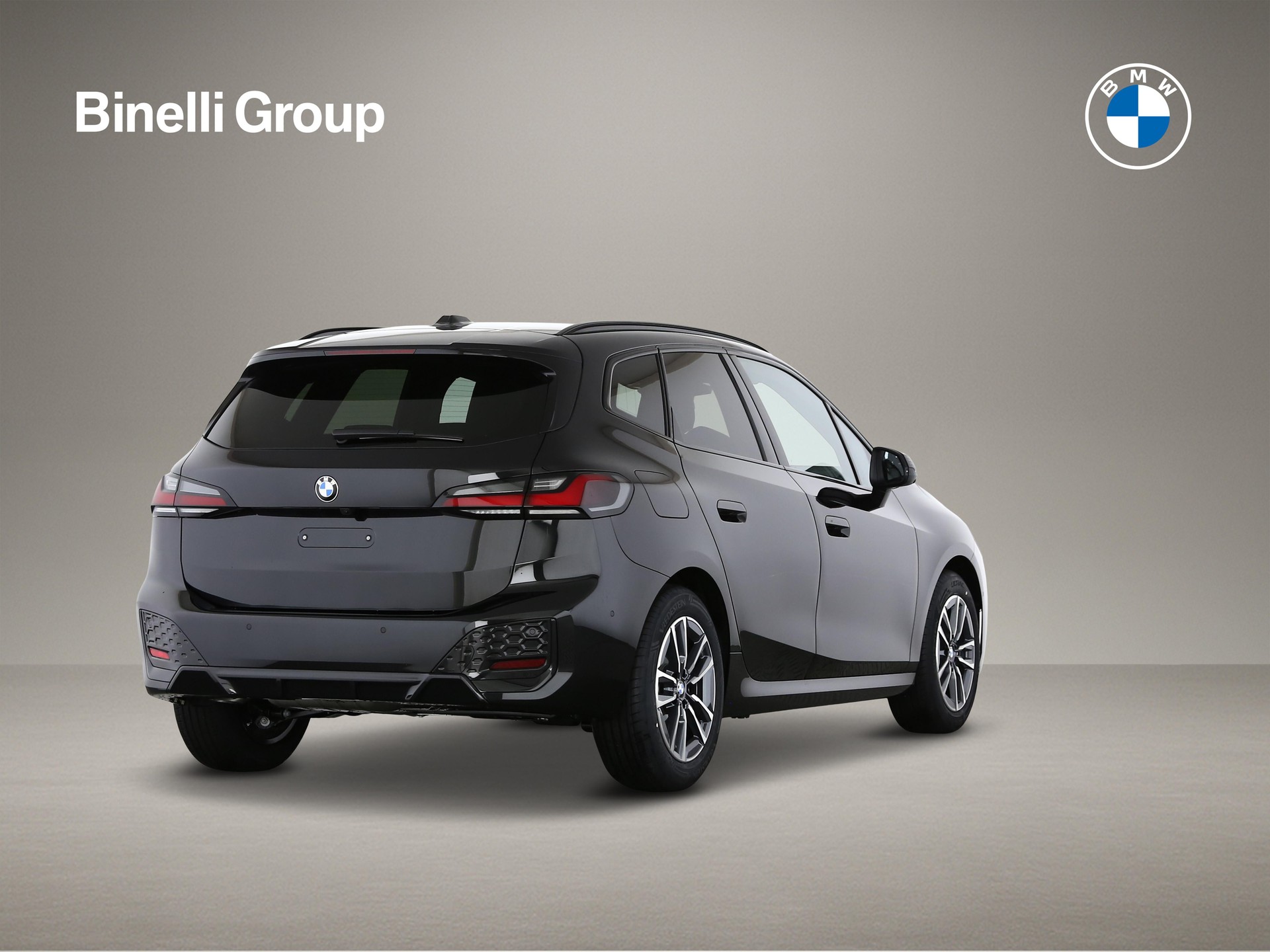 BMW 218d SDKG Active Tourer-showroom-element-1