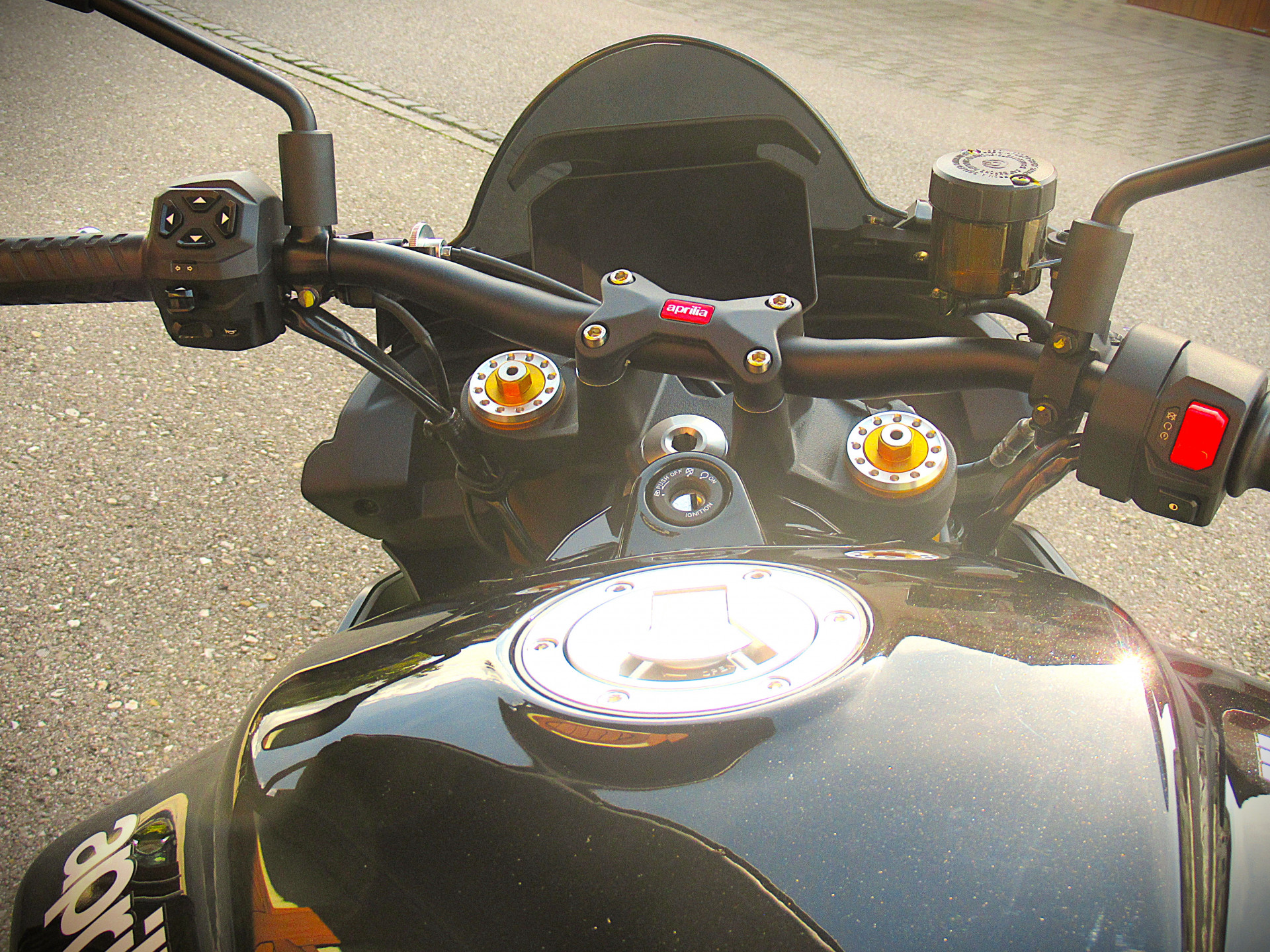 APRILIA Tuono 660 Factory-image-9