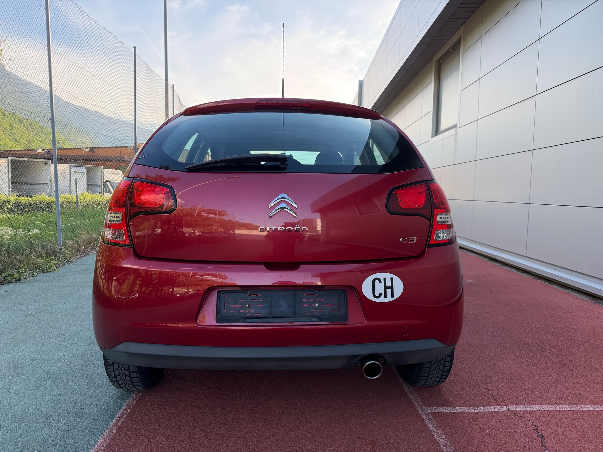 CITROEN C3 1.4i 16V Swiss Style-image-5