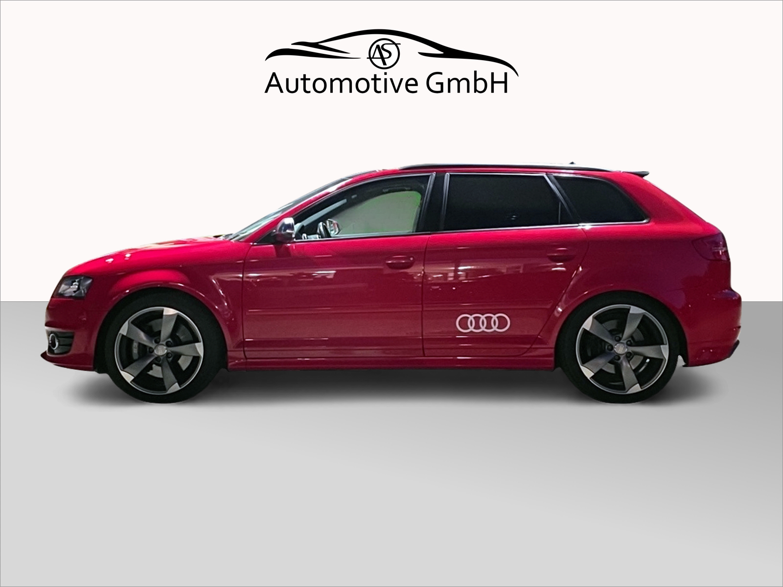 AUDI S3 Sportback 2.0 TFSI quattro-showroom-element-1
