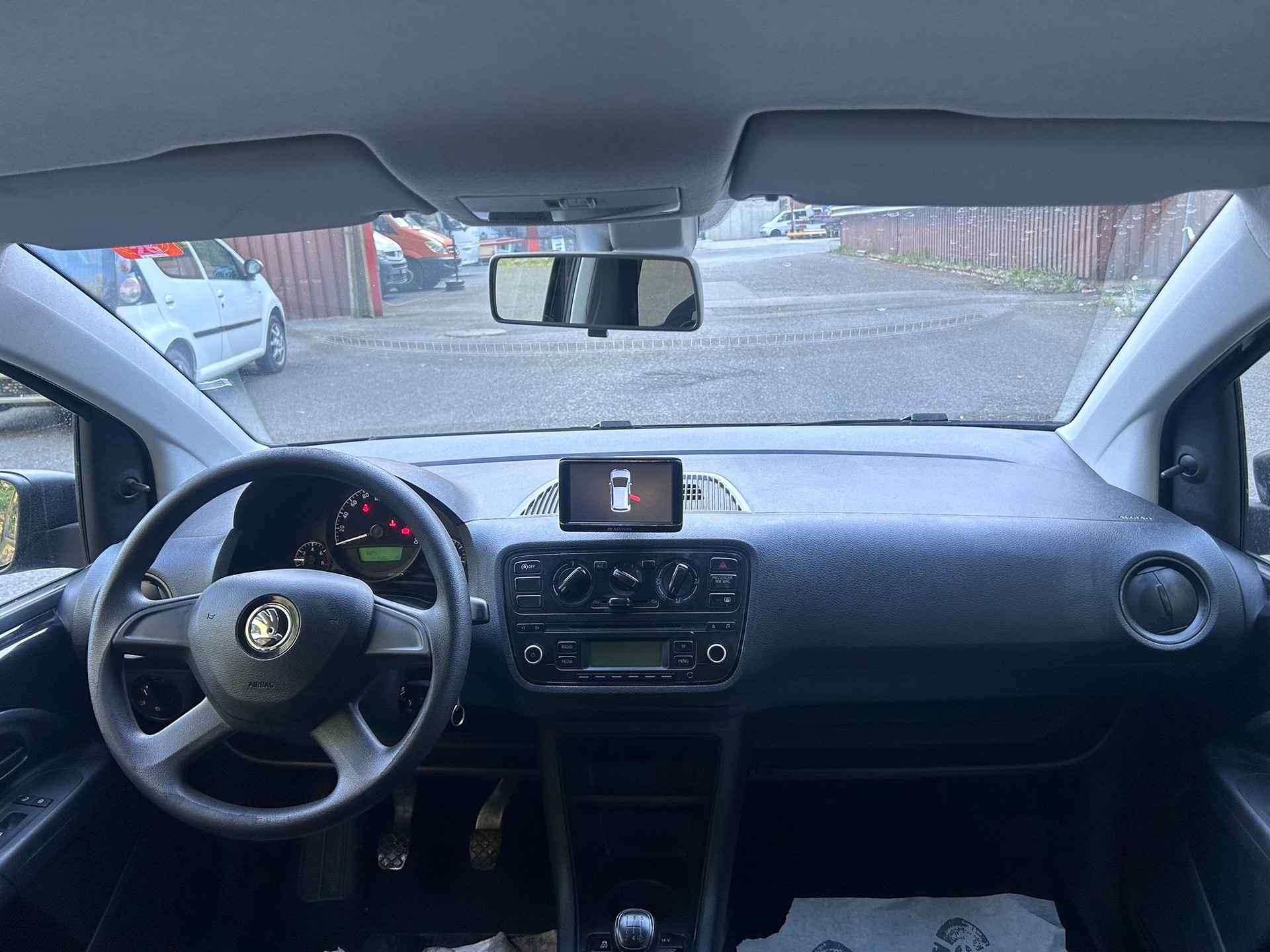 SKODA Citigo 1.0 G-tec Active-image-6