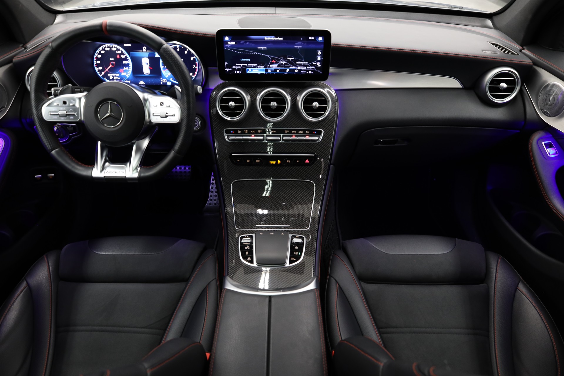 MERCEDES-BENZ GLC 43 AMG 4m-image-12