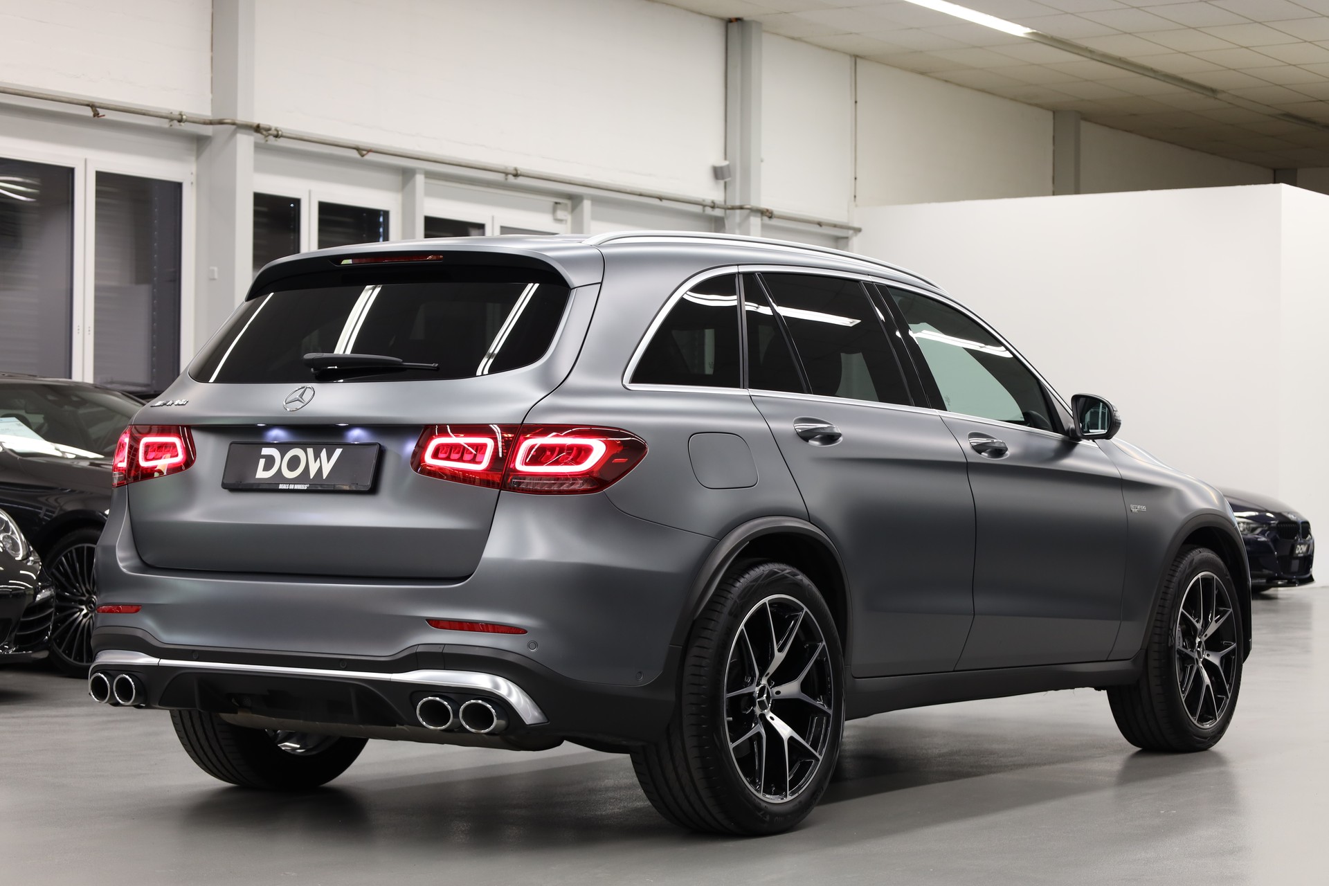 MERCEDES-BENZ GLC 43 AMG 4m-image-5