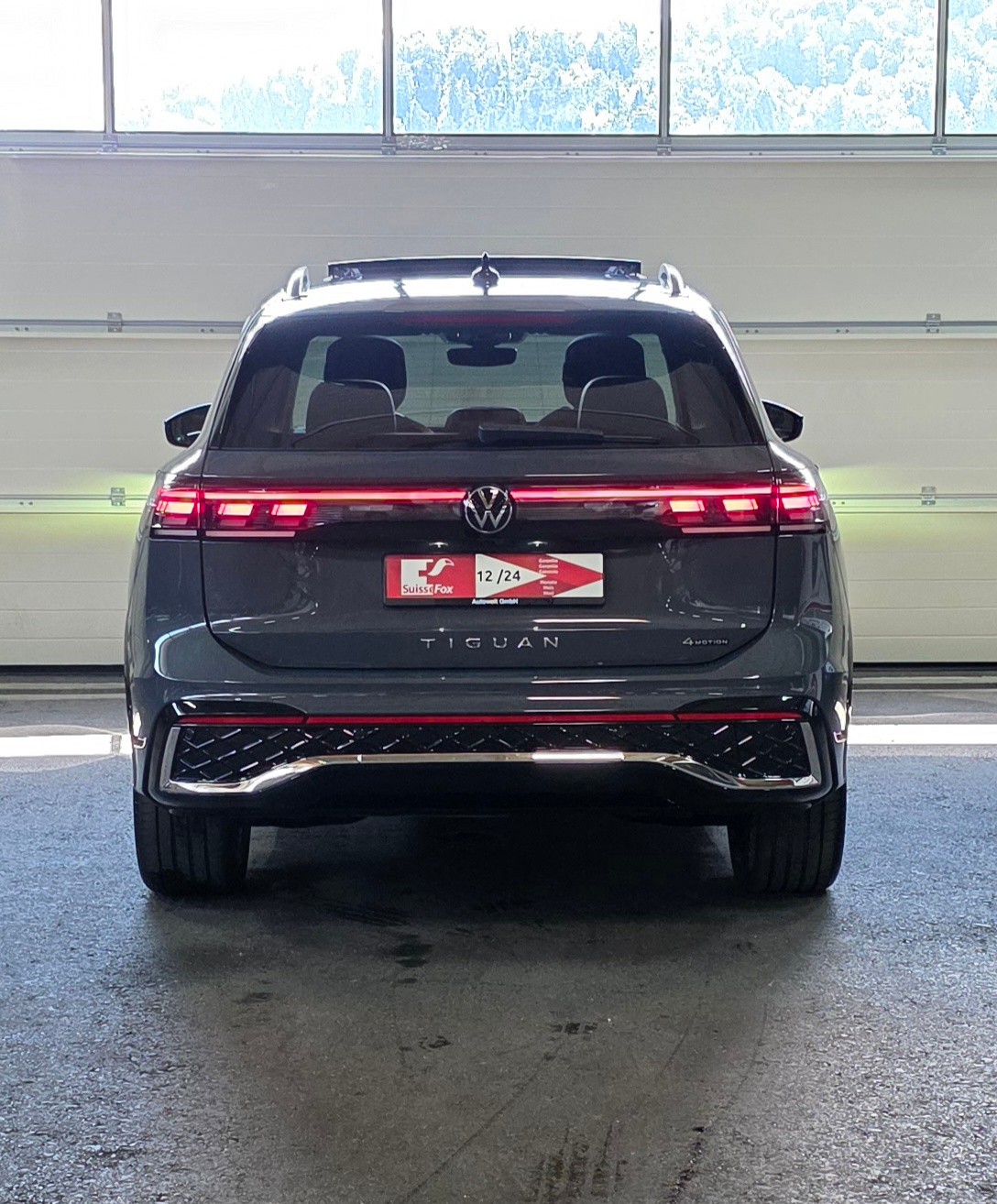 VW Tiguan 2.0 TDI SCR R-Line 4Motion DSG *Massage*Sitzheizung und Kühlung*ACC/LaneAssist*360°Kamera*Ambiente*Panoramadach*-showroom-element-3