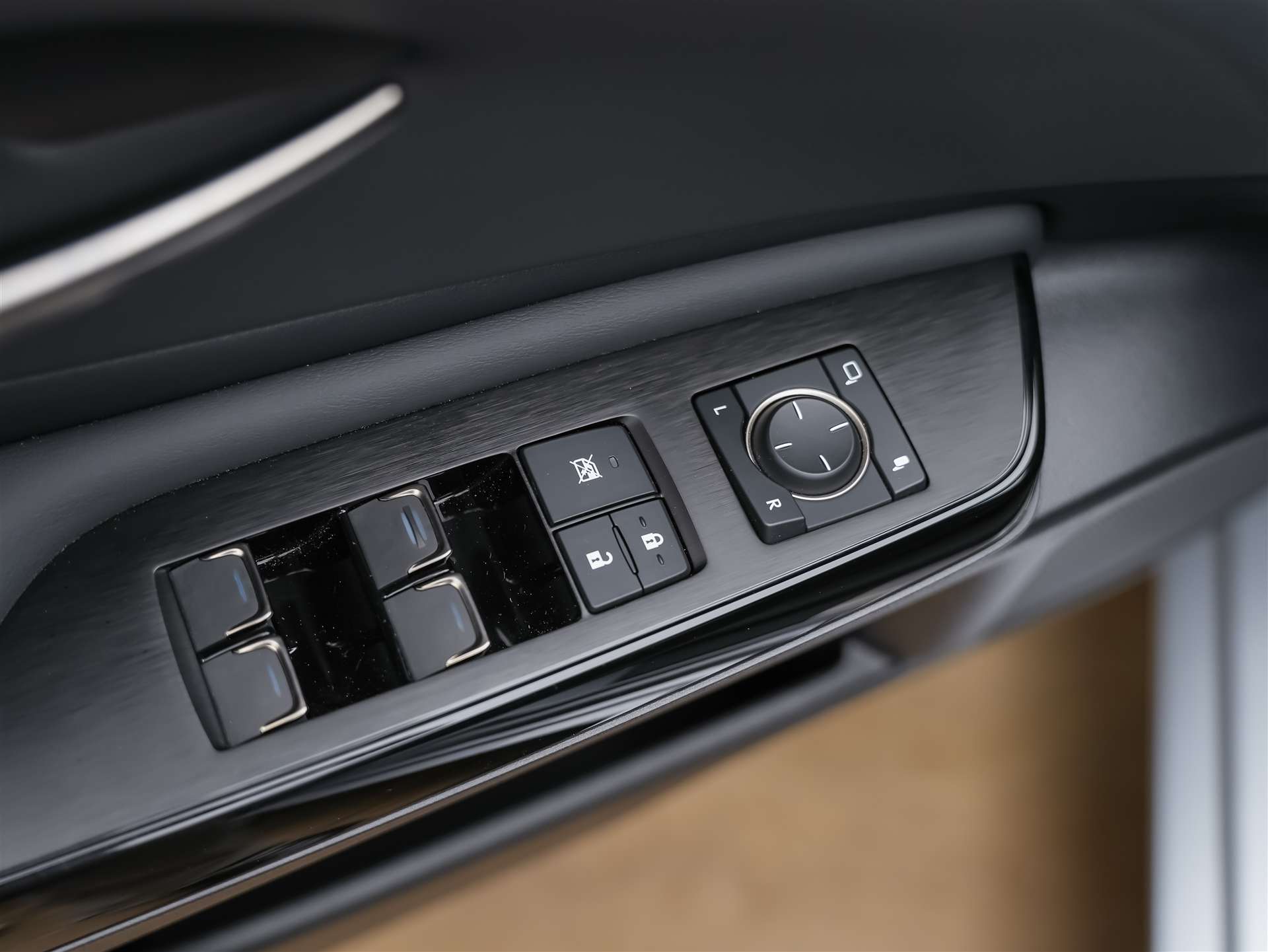 LEXUS ES 300h Excellence *Panorama*Lenkradheizung*El. Sitze*-image-26