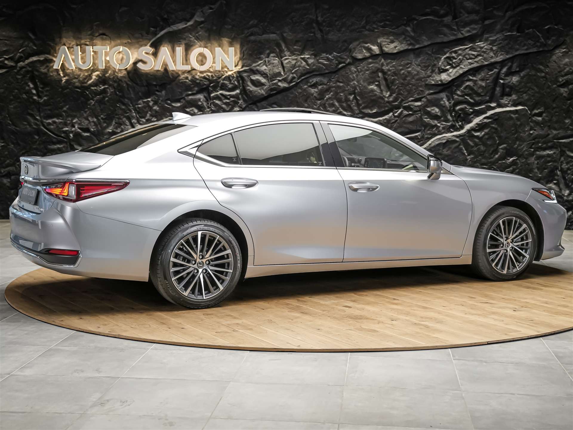 LEXUS ES 300h Excellence *Panorama*Lenkradheizung*El. Sitze*-image-5