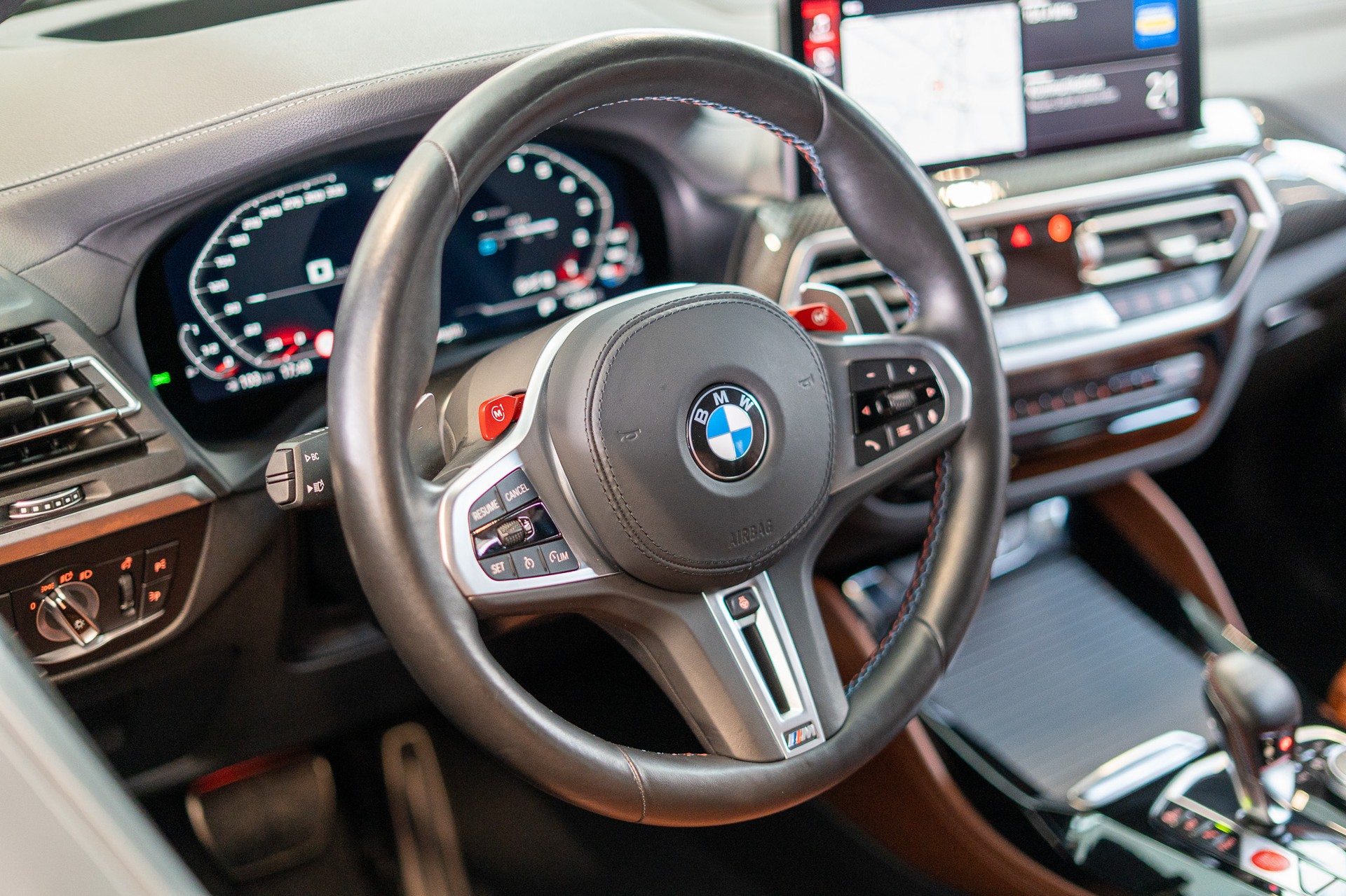 BMW X4 M Competition / Head-Up Display / Harman Kardon / 360° Kamera-image-7