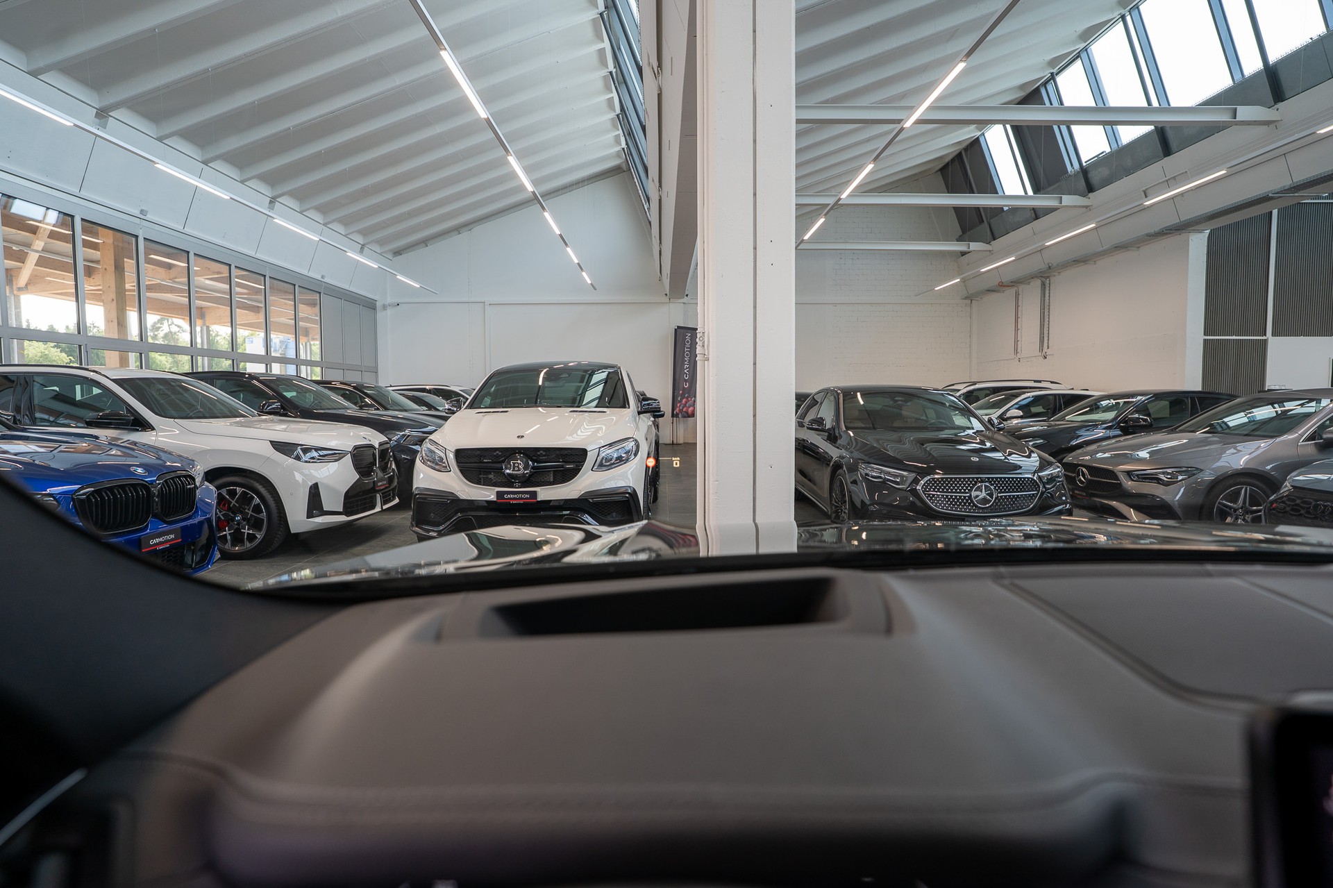 BMW X4 M Competition / Head-Up Display / Harman Kardon / 360° Kamera-image-23
