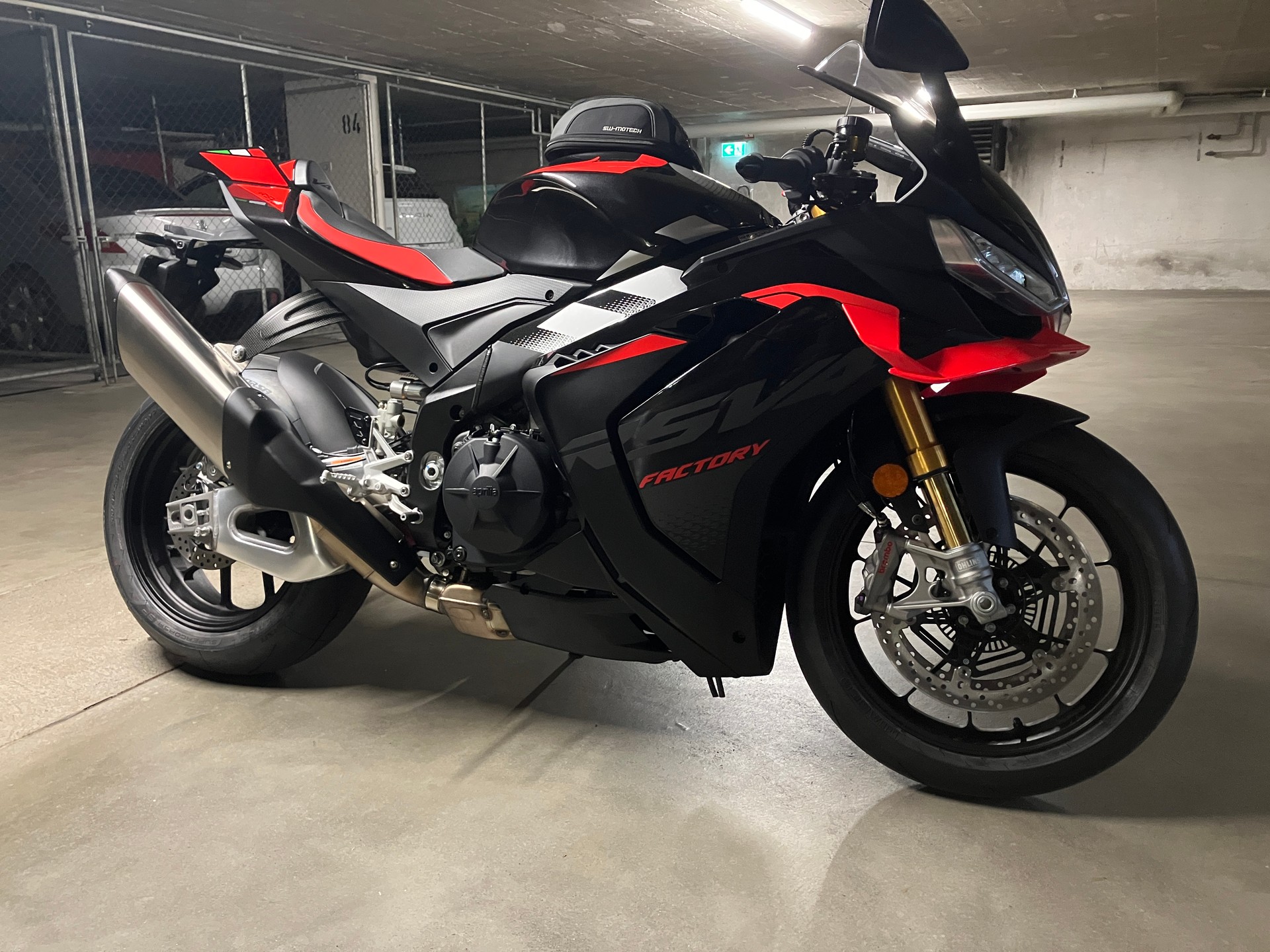 APRILIA RSV4 1100 E5+ Factory-image-2
