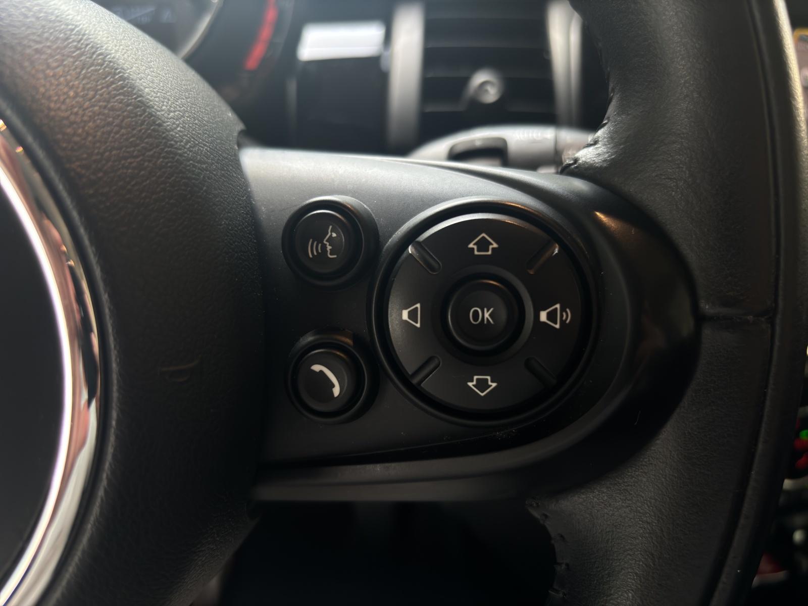 MINI F55 1.5i Cooper-image-17