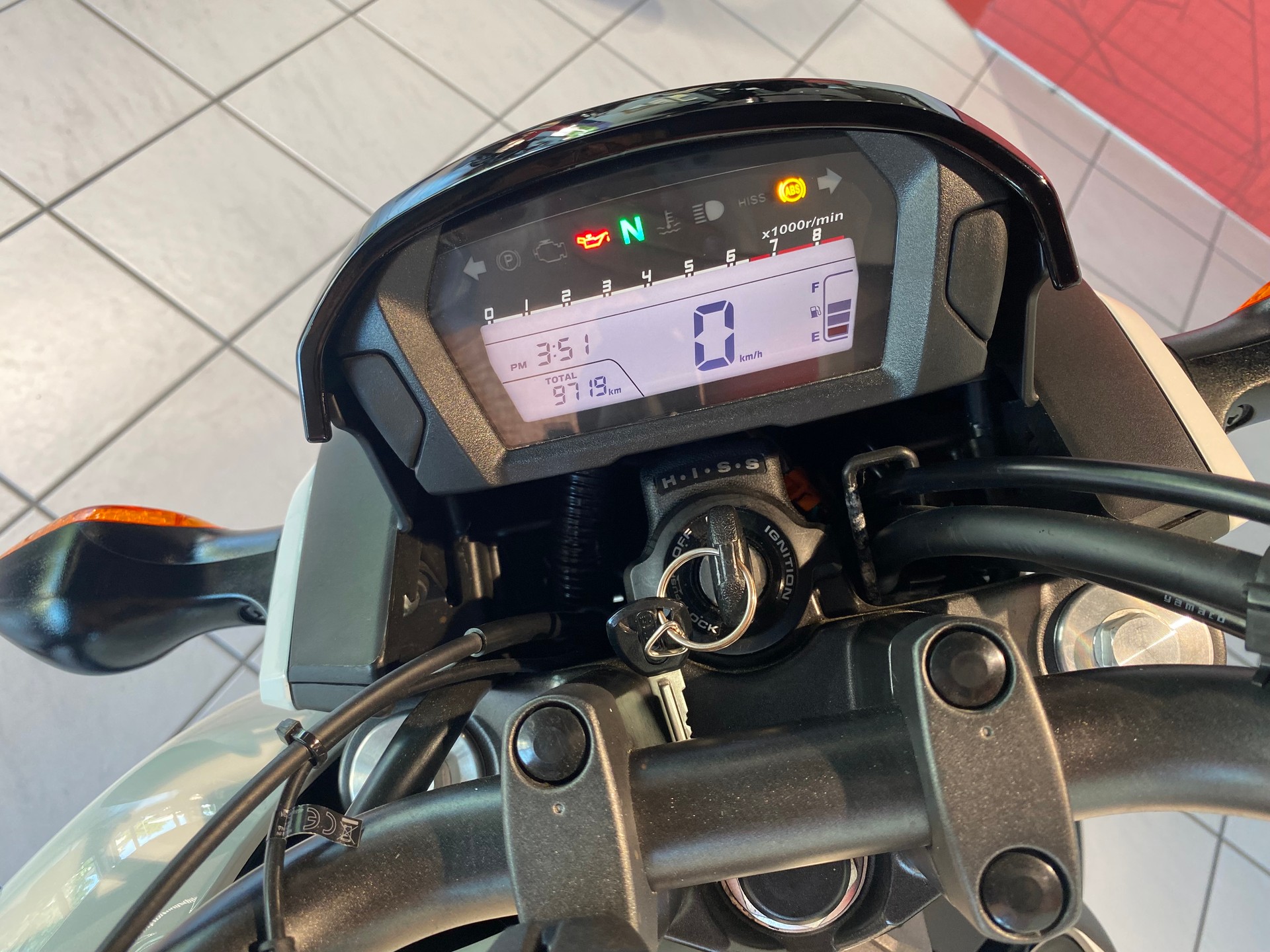 HONDA CTX 700 Cowl-showroom-element-3