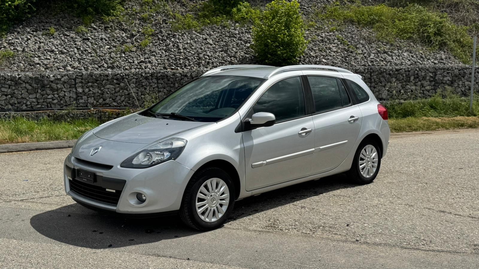 RENAULT Clio Grandtour 1.2 16V Turbo Dynamique