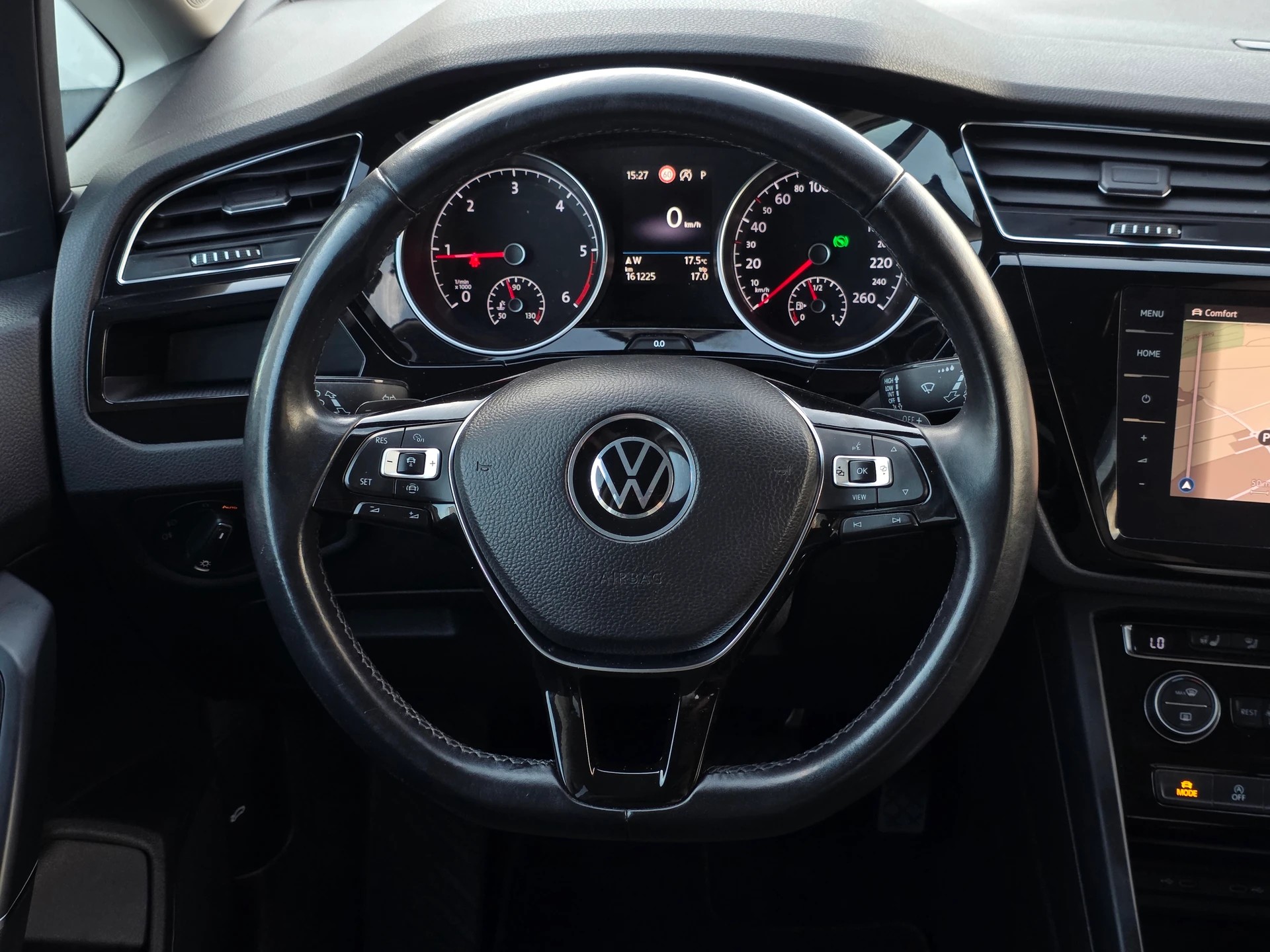 VW Touran 2.0 TDI BlueMotion Technology Highline DSG-image-12