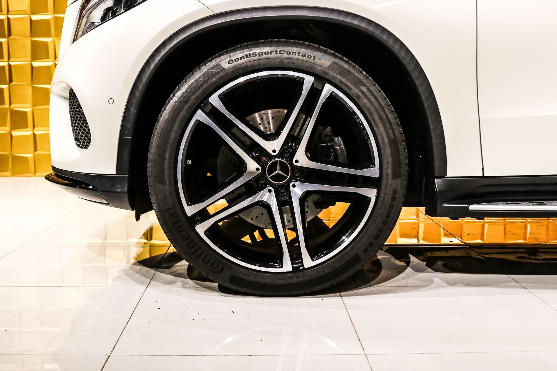 MERCEDES-BENZ GLE 43 AMG Coupé 4Matic 9G-Tronic-image-7