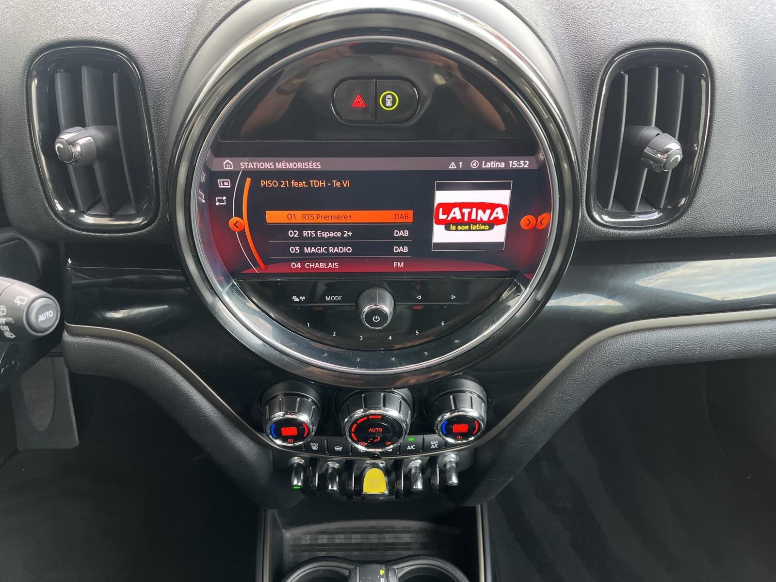 MINI Countryman Cooper SE ALL4 PHEV Steptronic (CH)⛽ + 🔌-image-16
