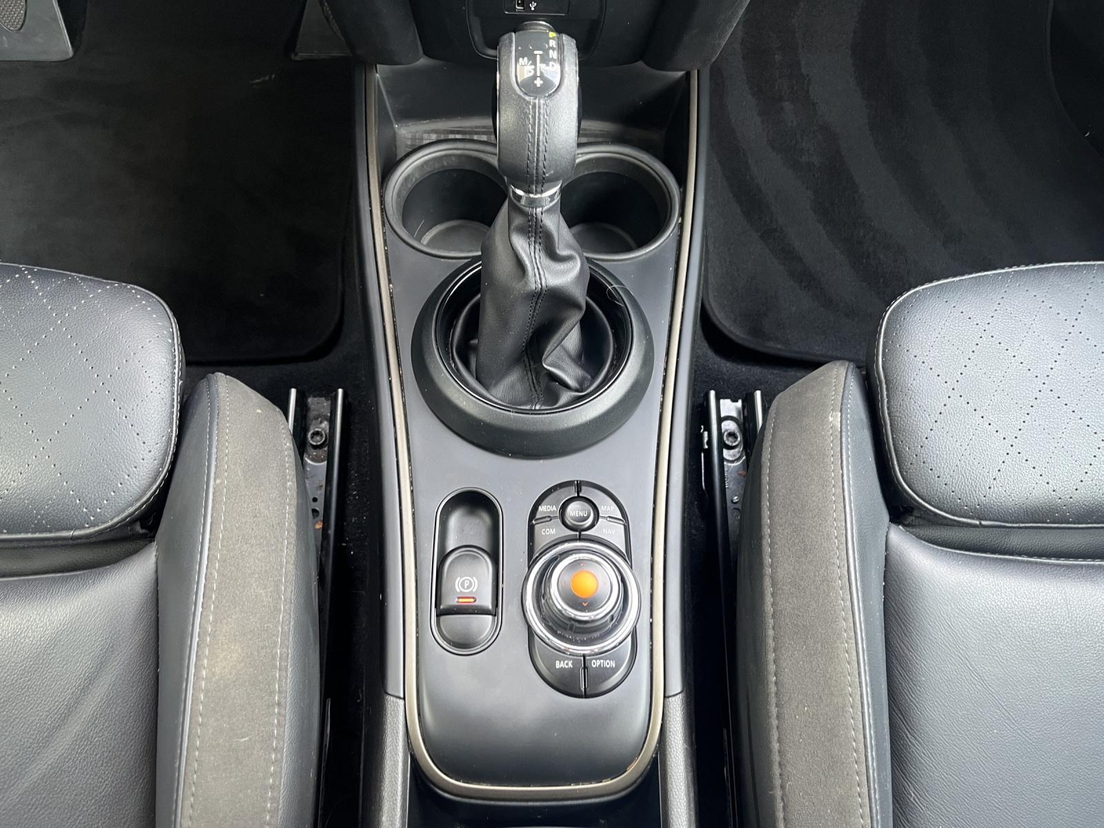 MINI Countryman Cooper SE ALL4 PHEV Steptronic (CH)⛽ + 🔌-image-15