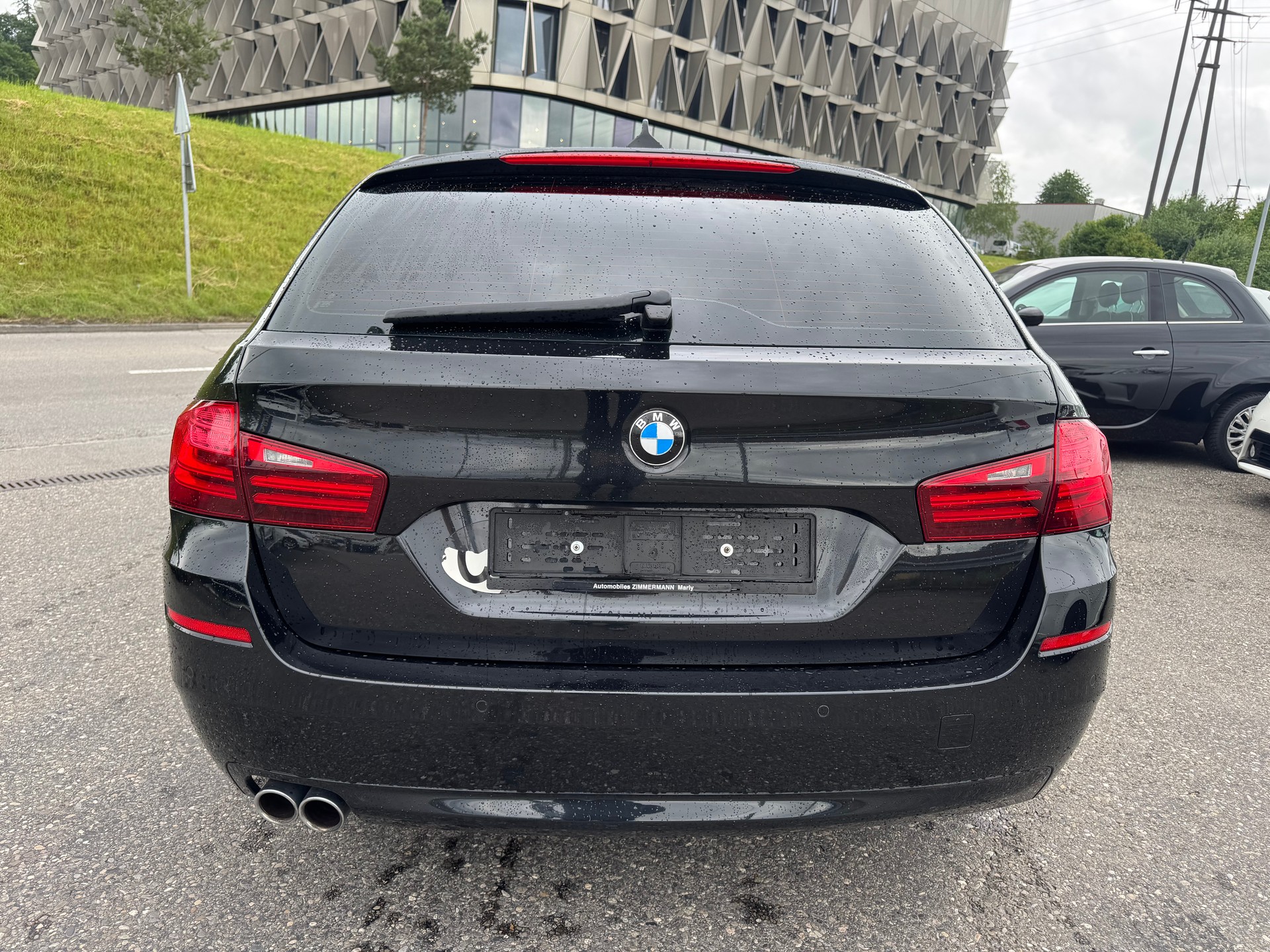 BMW 530d Touring Luxury Line Steptronic-image-5