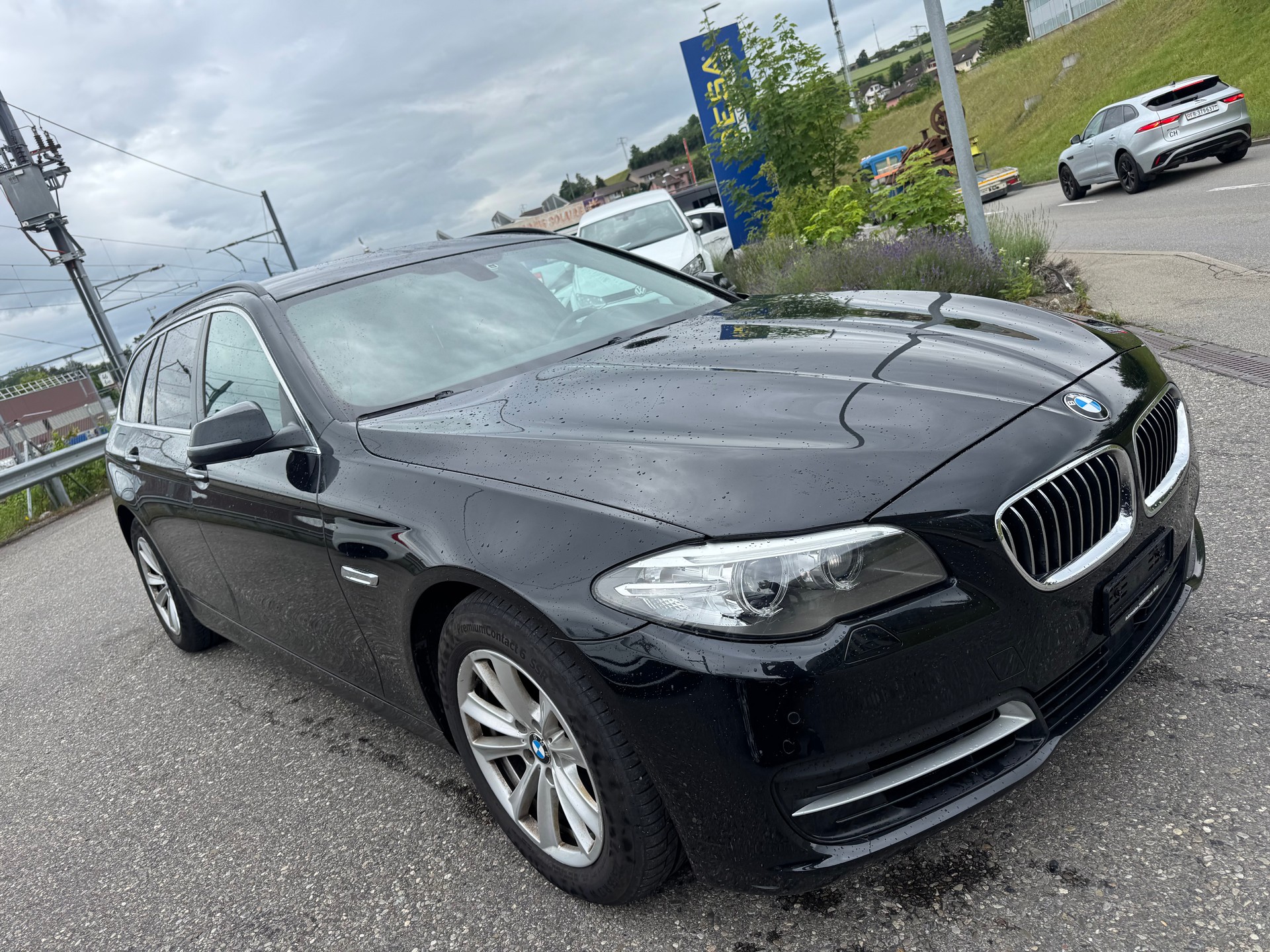 BMW 530d Touring Luxury Line Steptronic-image-2