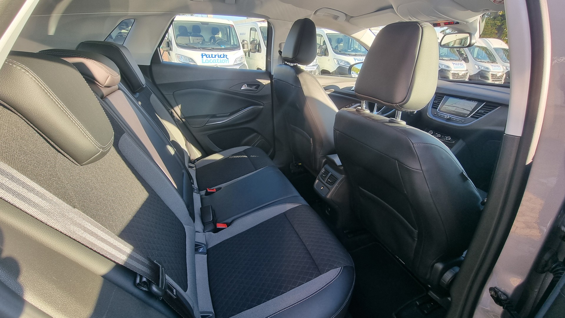 OPEL Grandland X 1.2i TP Excellence-image-10