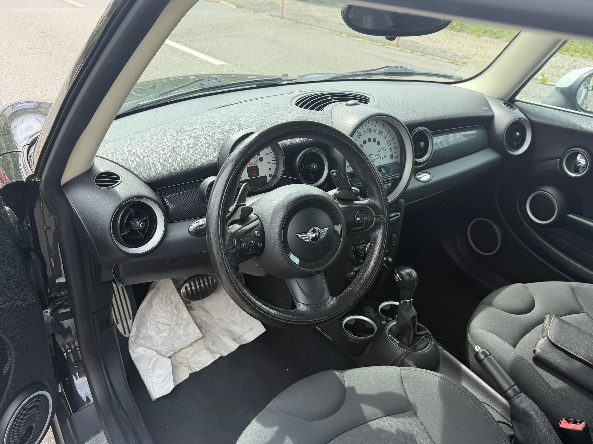 MINI Cooper S Steptronic-image-7