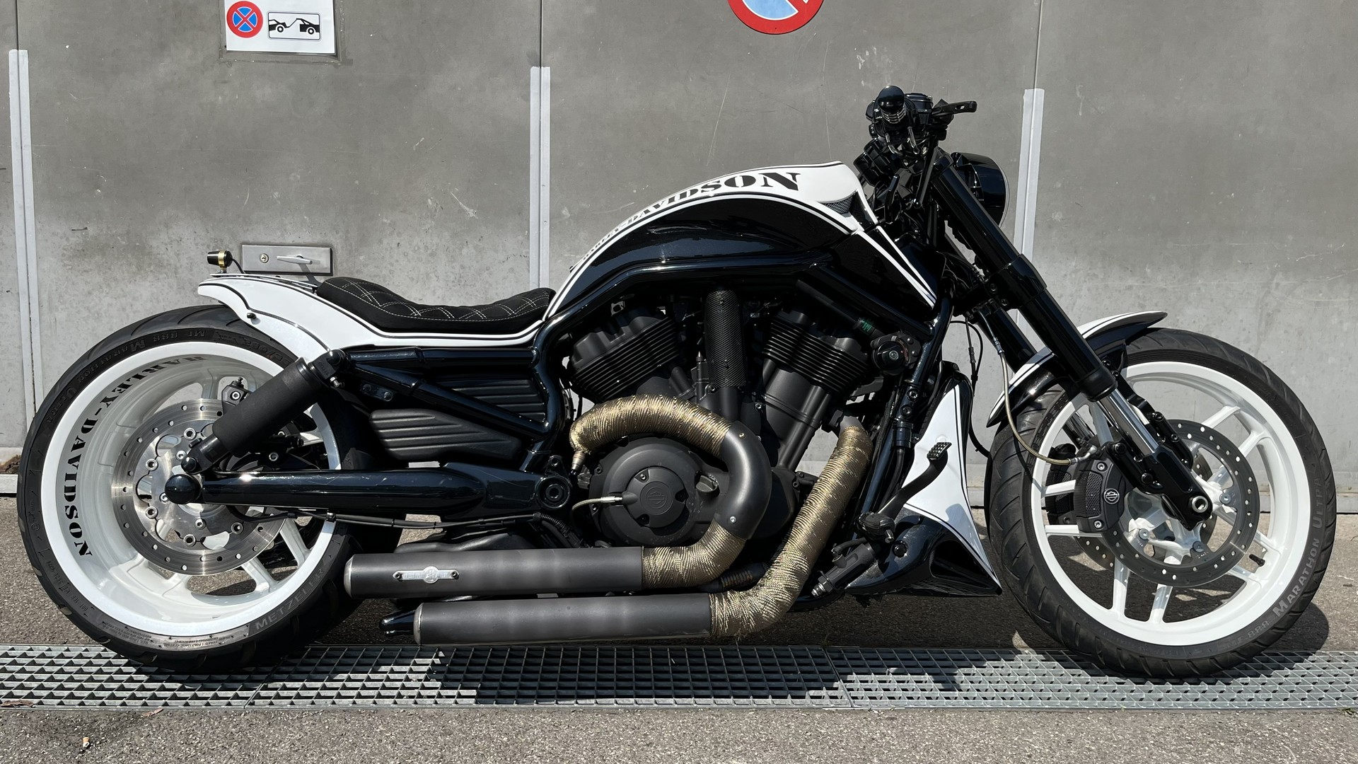 HARLEY-DAVIDSON VRSCF V-Rod Muscle ABS-image-0