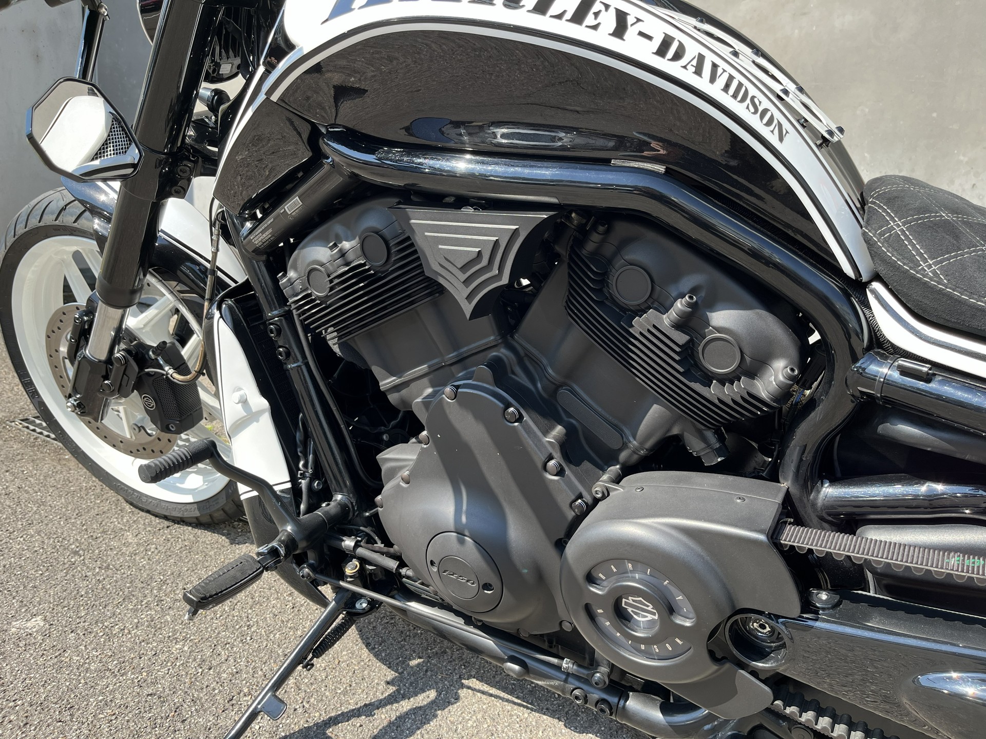 HARLEY-DAVIDSON VRSCF V-Rod Muscle ABS-image-5