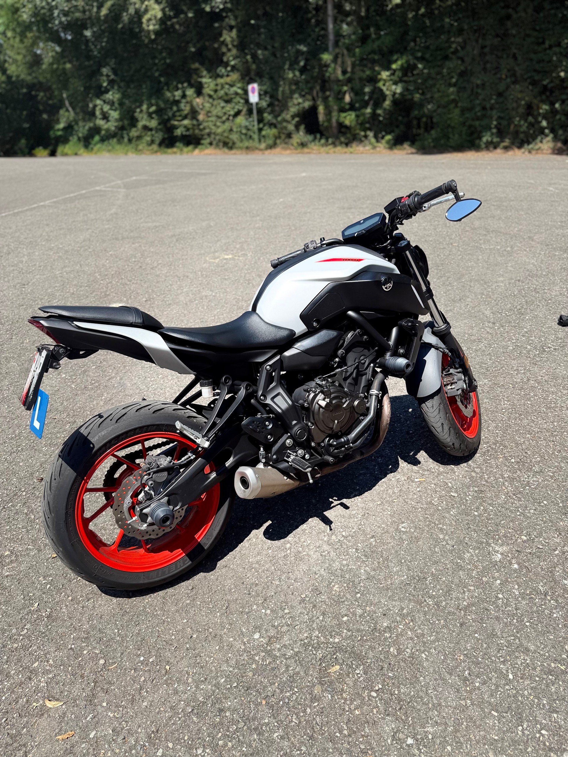 YAMAHA MT-07-image-2