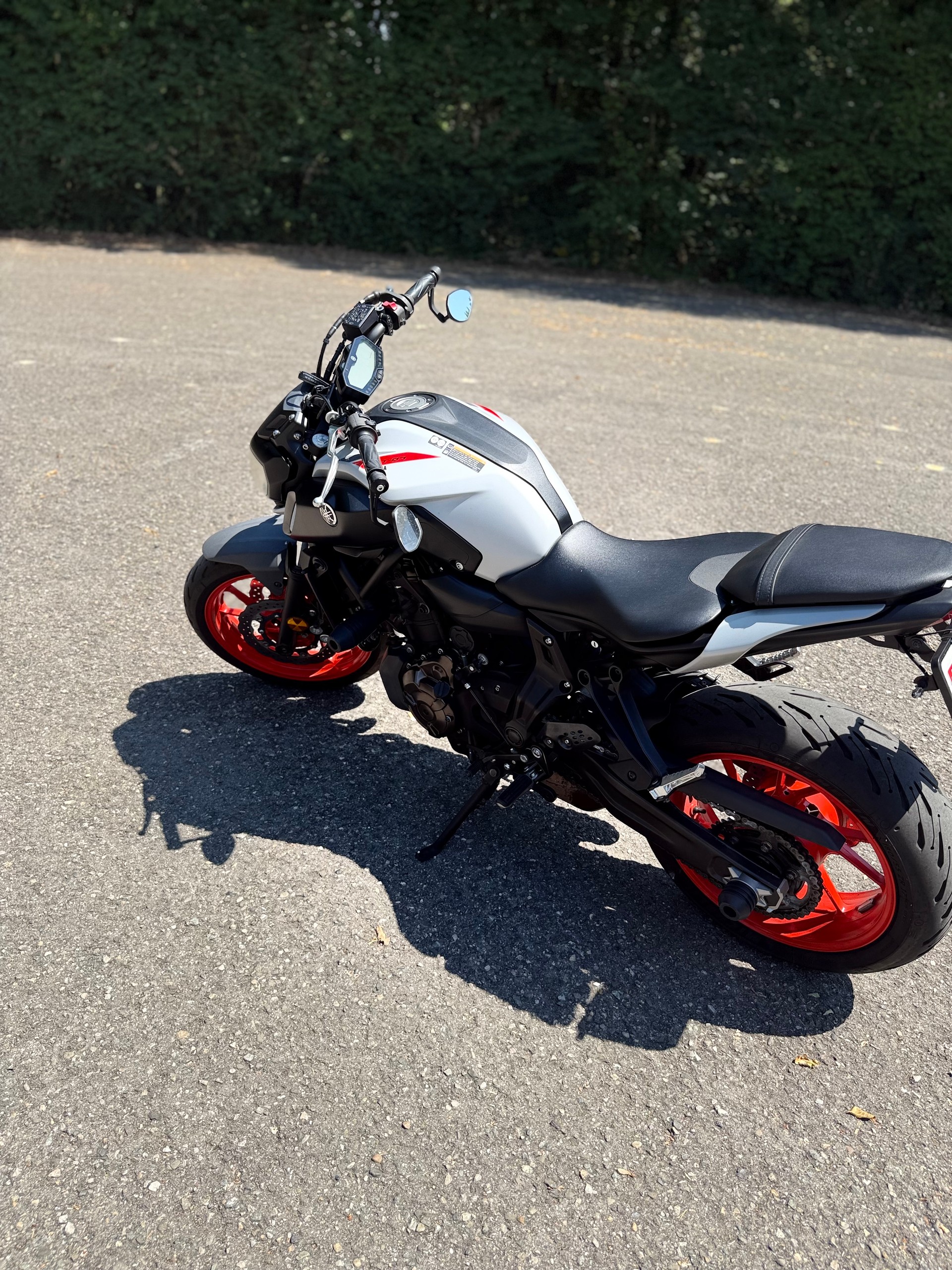 YAMAHA MT-07-image-3