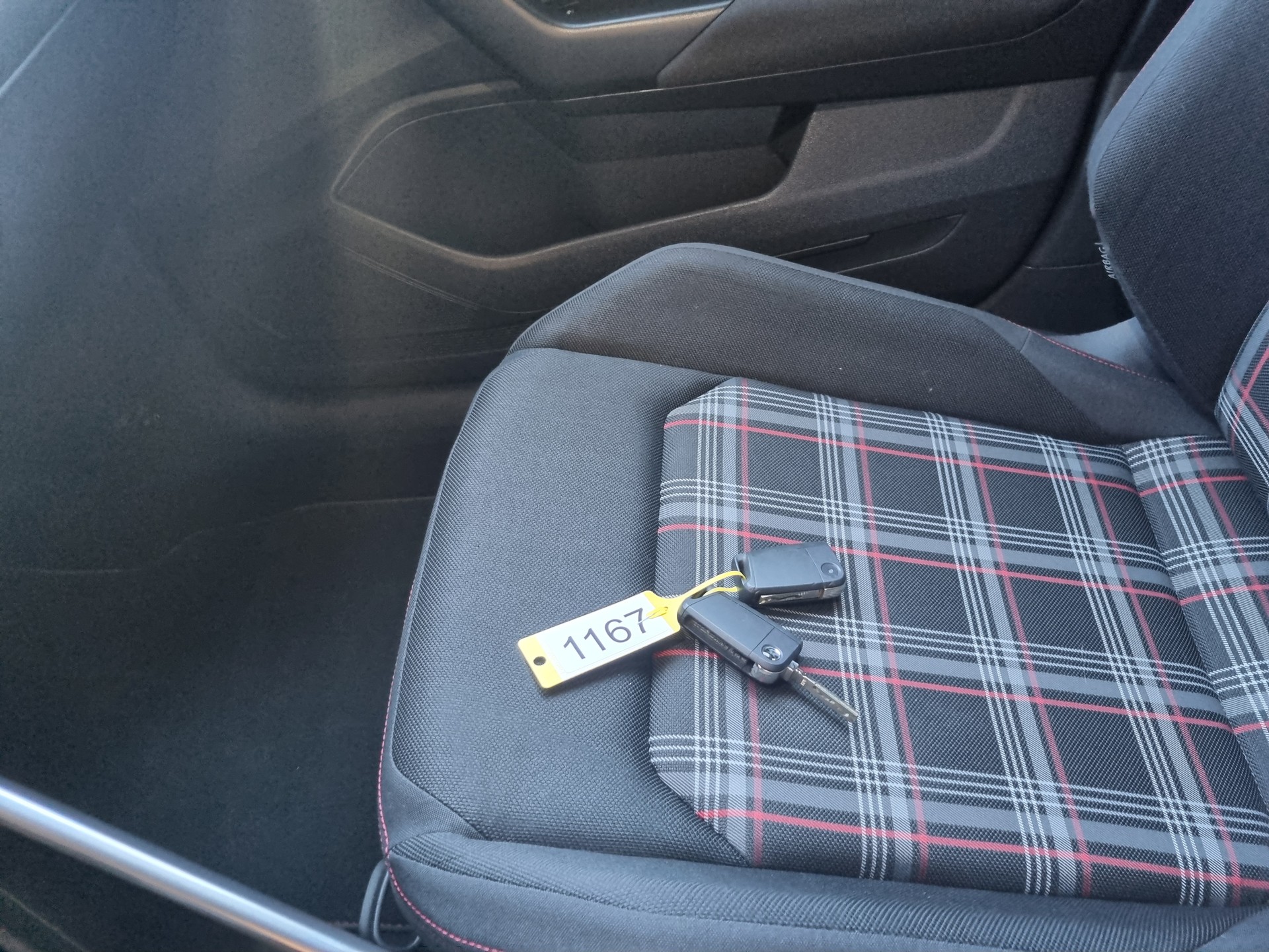 VW Polo 2.0 TSI GTI-image-14