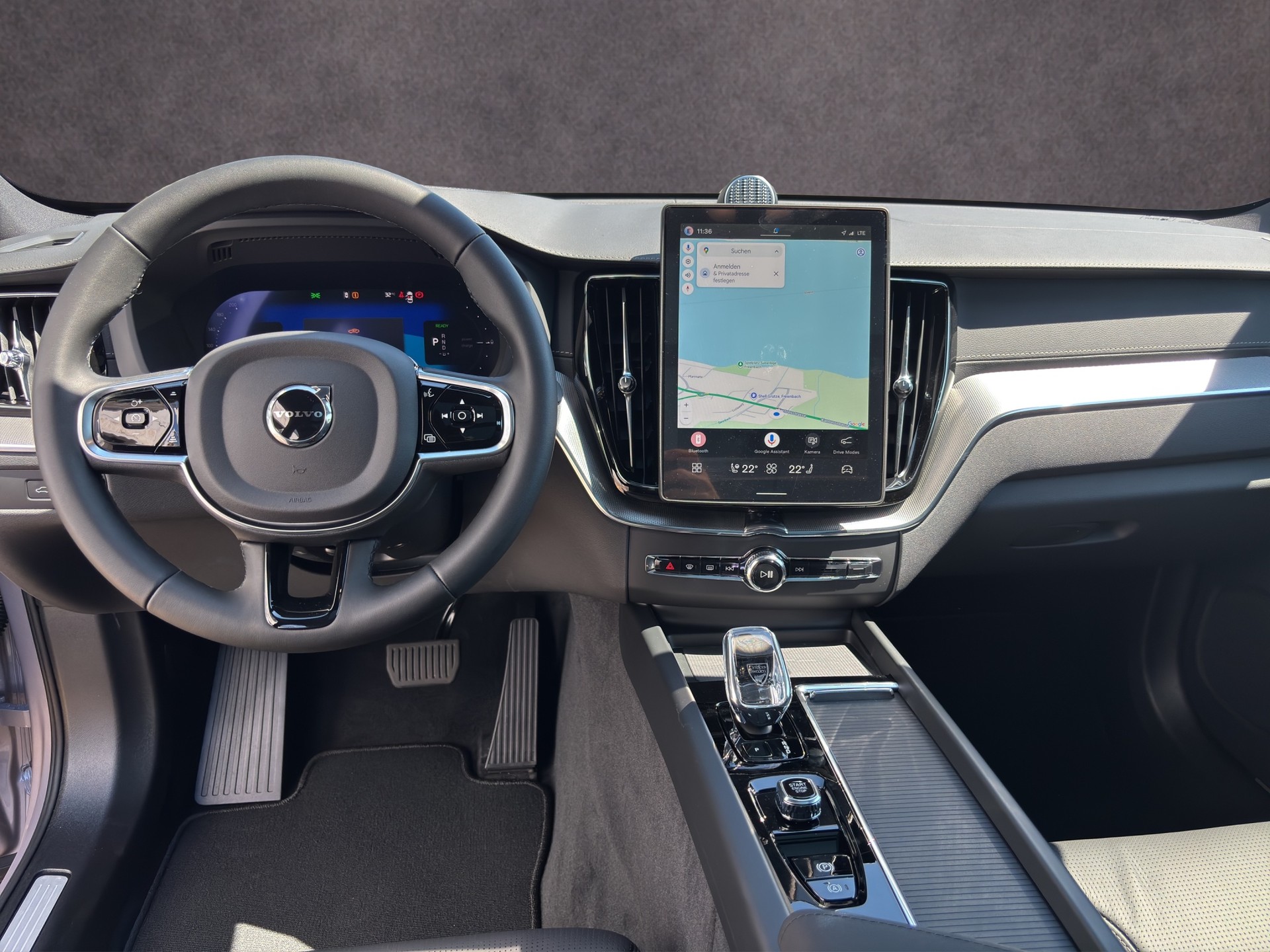 VOLVO XC60 T8 AWD Hybride rechargeable-image-14