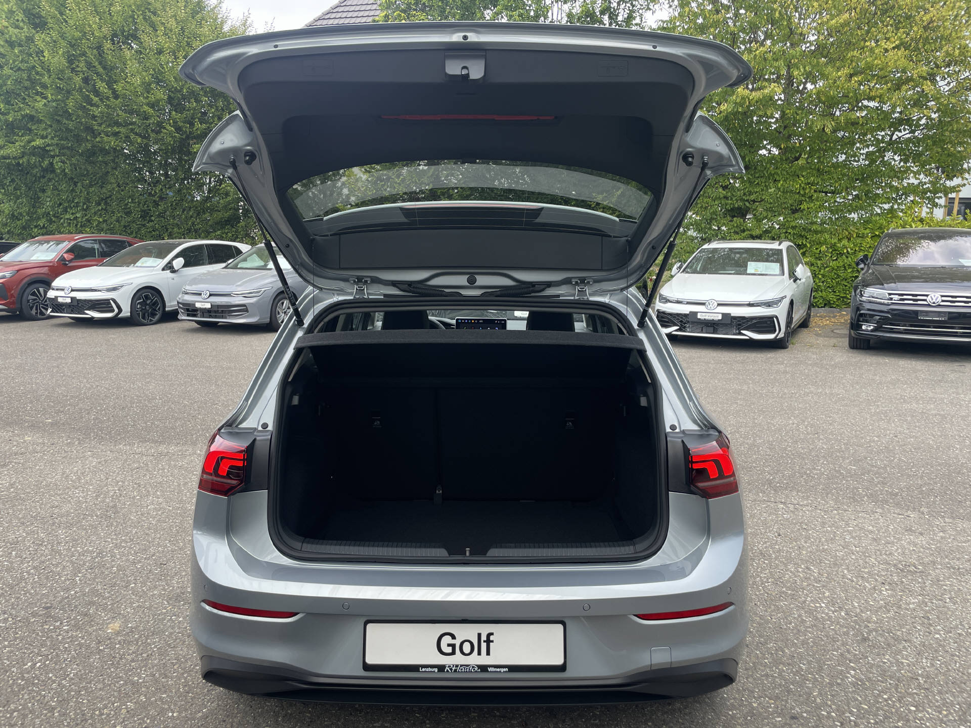 VW Golf VIII 1.5 eTSI Value DSG-image-5