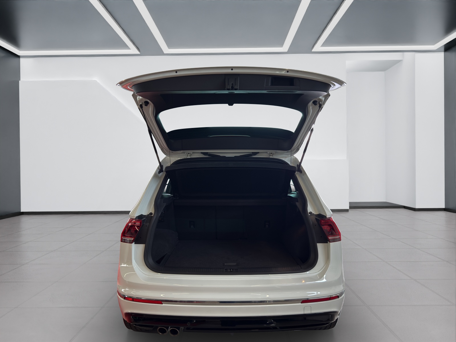 VW Tiguan 2.0 TDI SCR R-Line 4Motion DSG-image-25