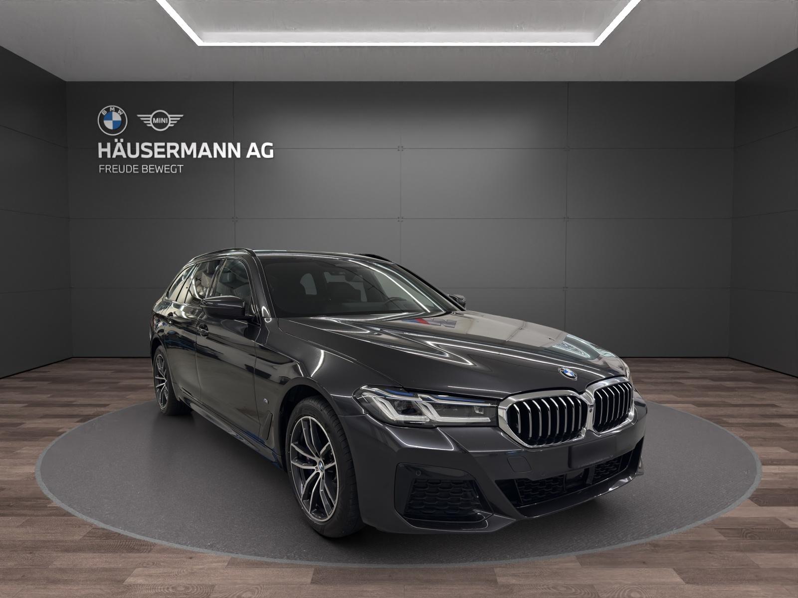 BMW 530e xDrive Touring M SPORT-showroom-element-2