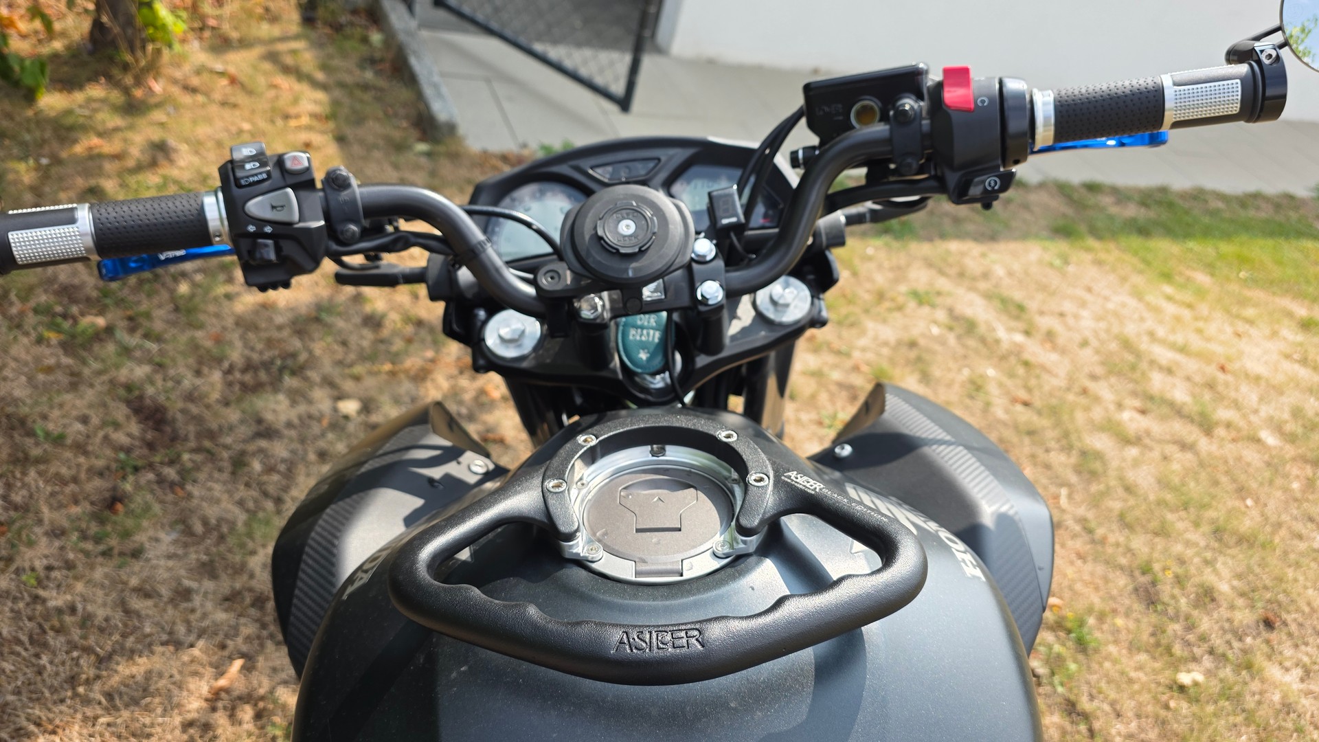 HONDA CB 650 F ABS-image-7