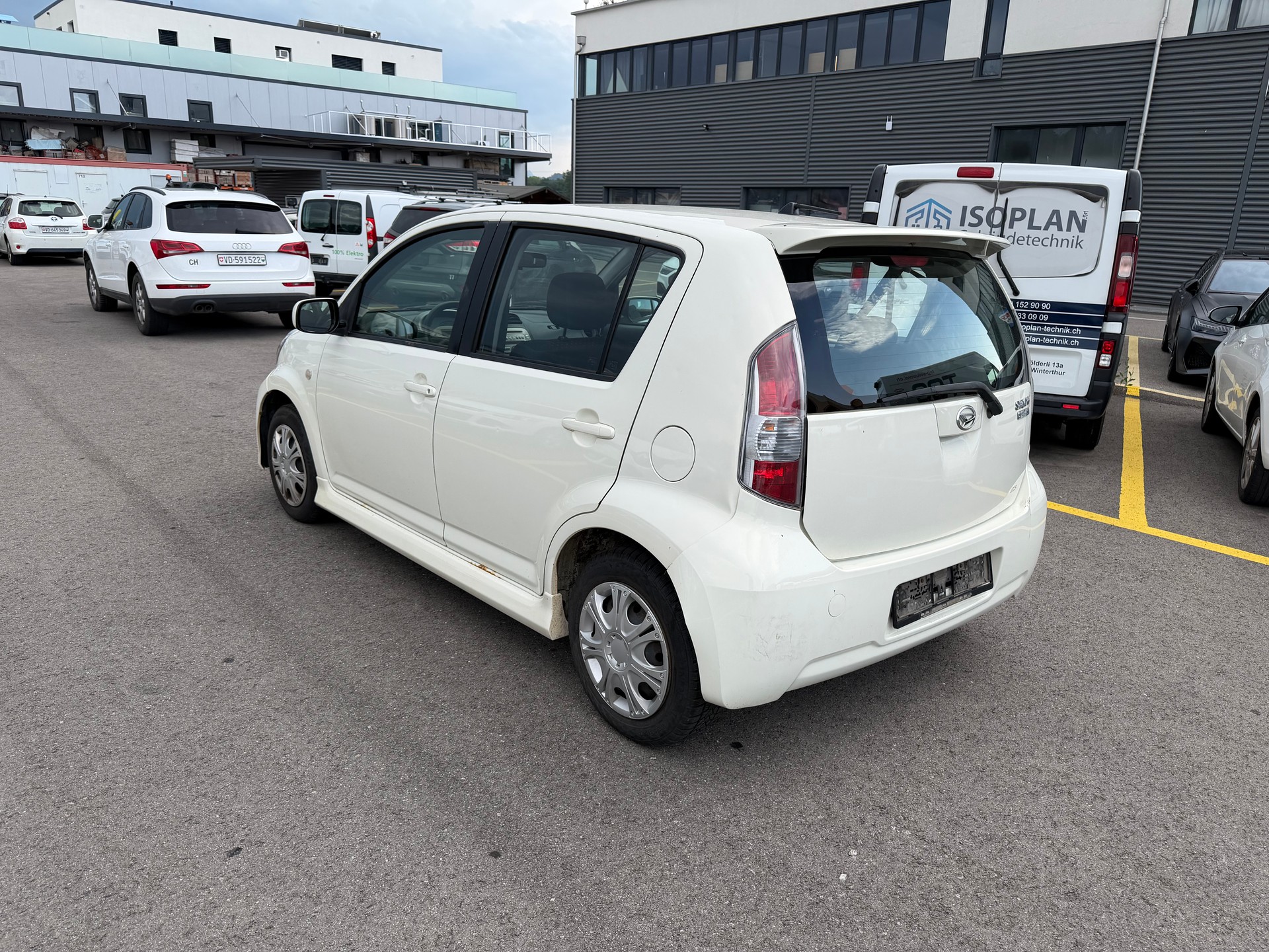 DAIHATSU Sirion 1.3 eco-4WD-image-4