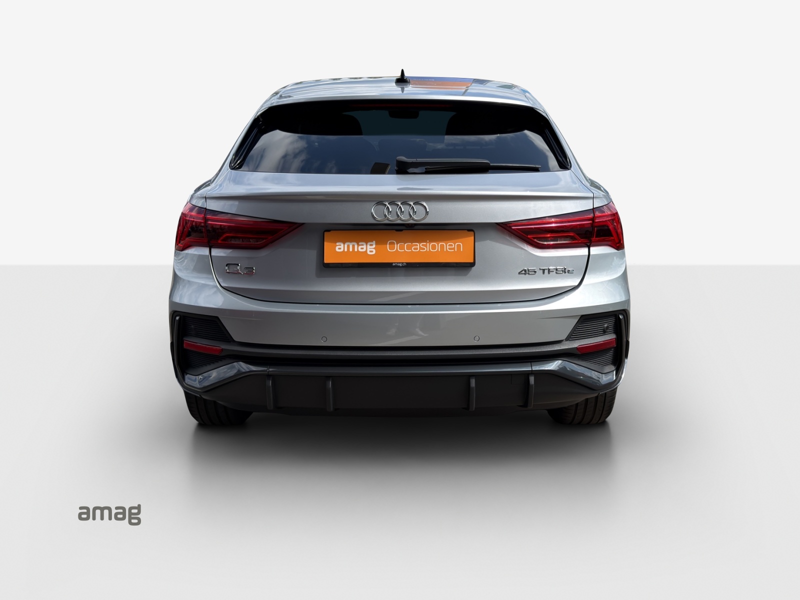 AUDI Q3 Sportback 45 TFSI e S-tronic-showroom-element-3