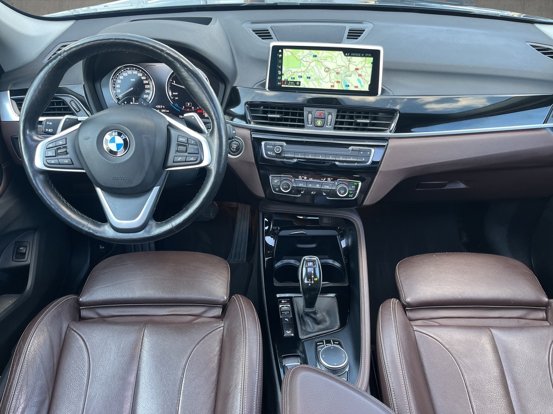 BMW X1 xDrive 18d xLine Steptronic-image-8