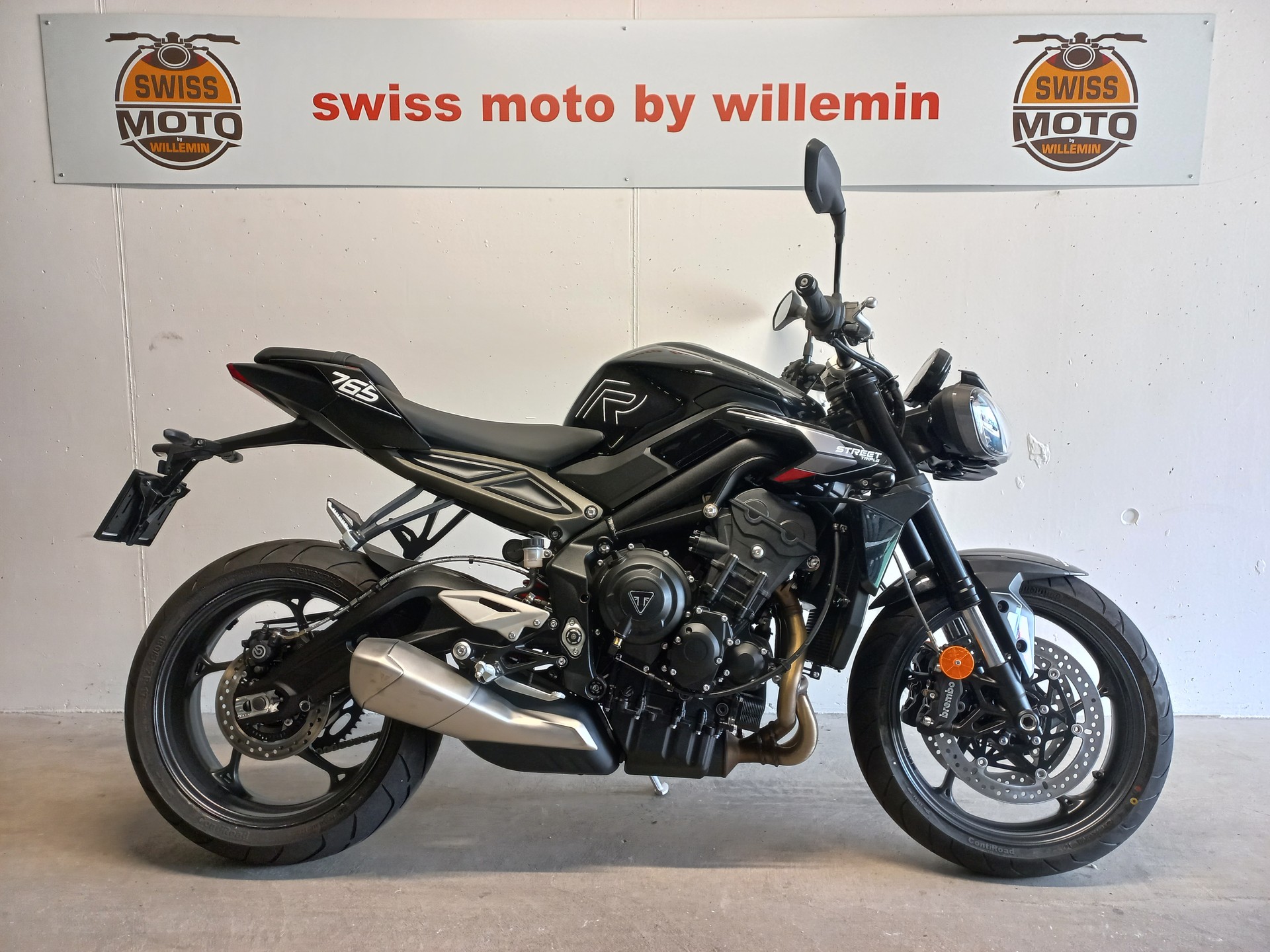TRIUMPH Street Triple R 765 ABS (A2)-showroom-element-3