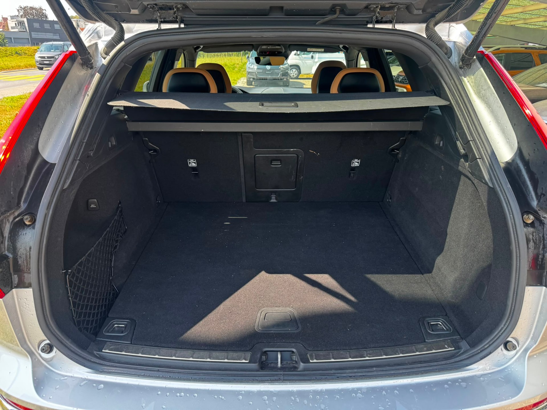 VOLVO XC60 D5 AWD Inscription Geartronic-image-11