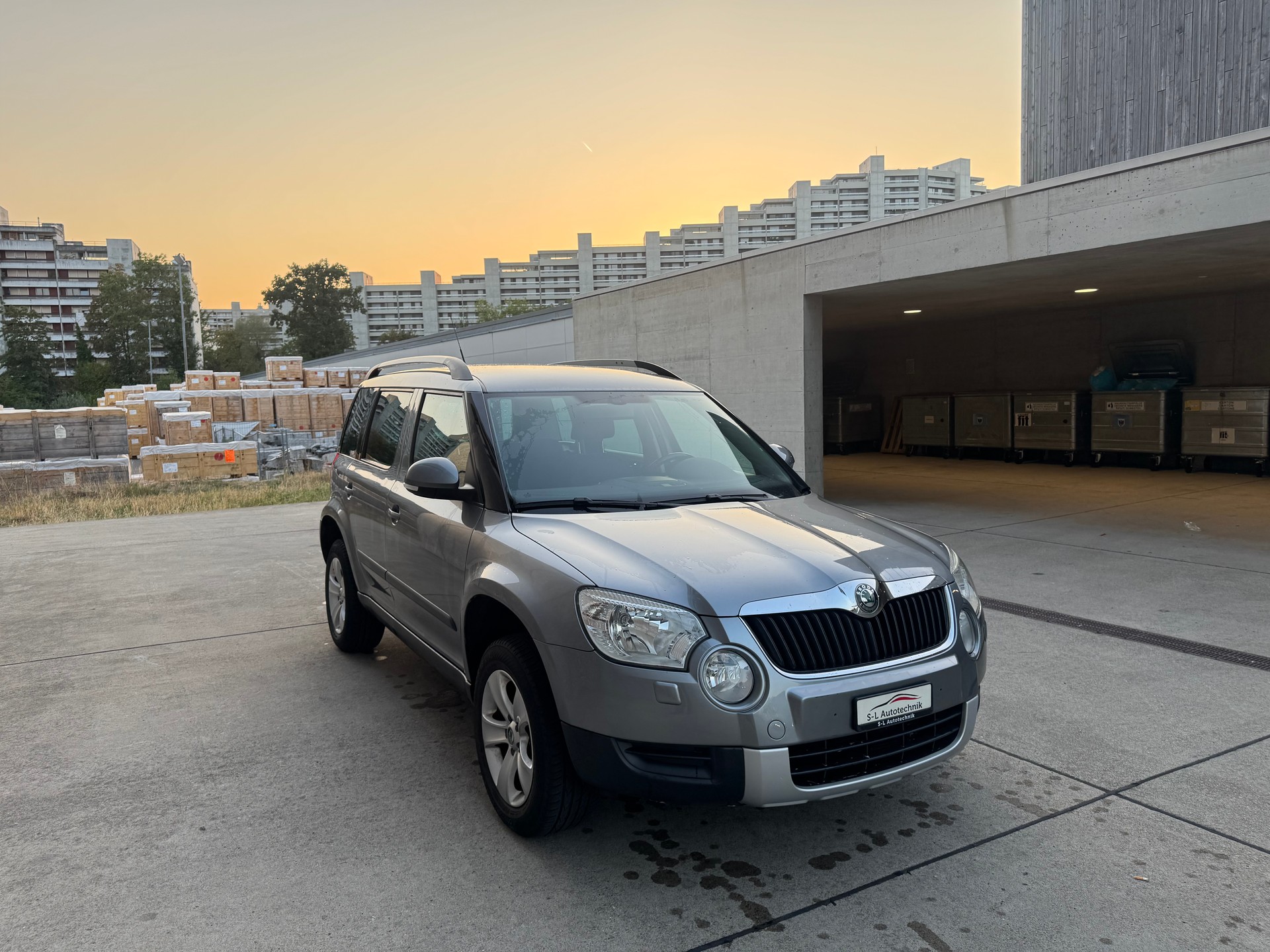 SKODA Yeti 1.4 TSI Ambition-showroom-element-2